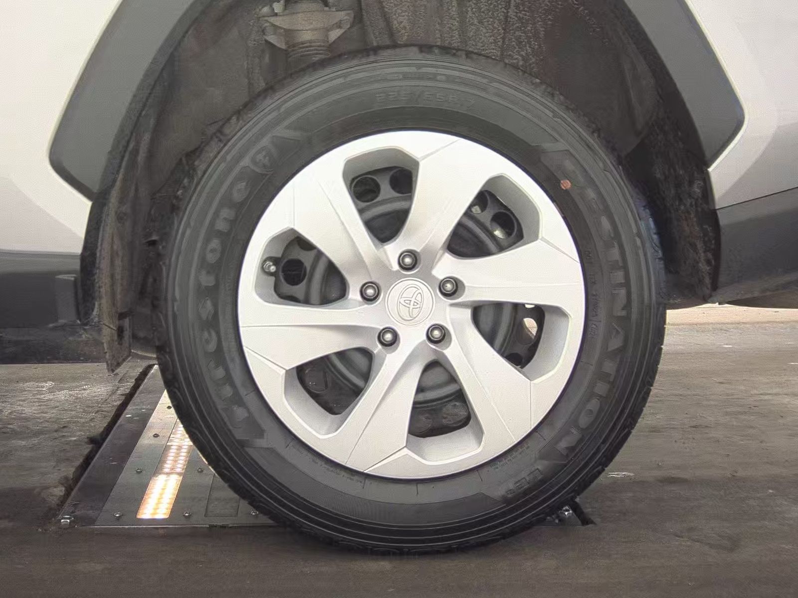 2024 Toyota RAV4 LE AWD