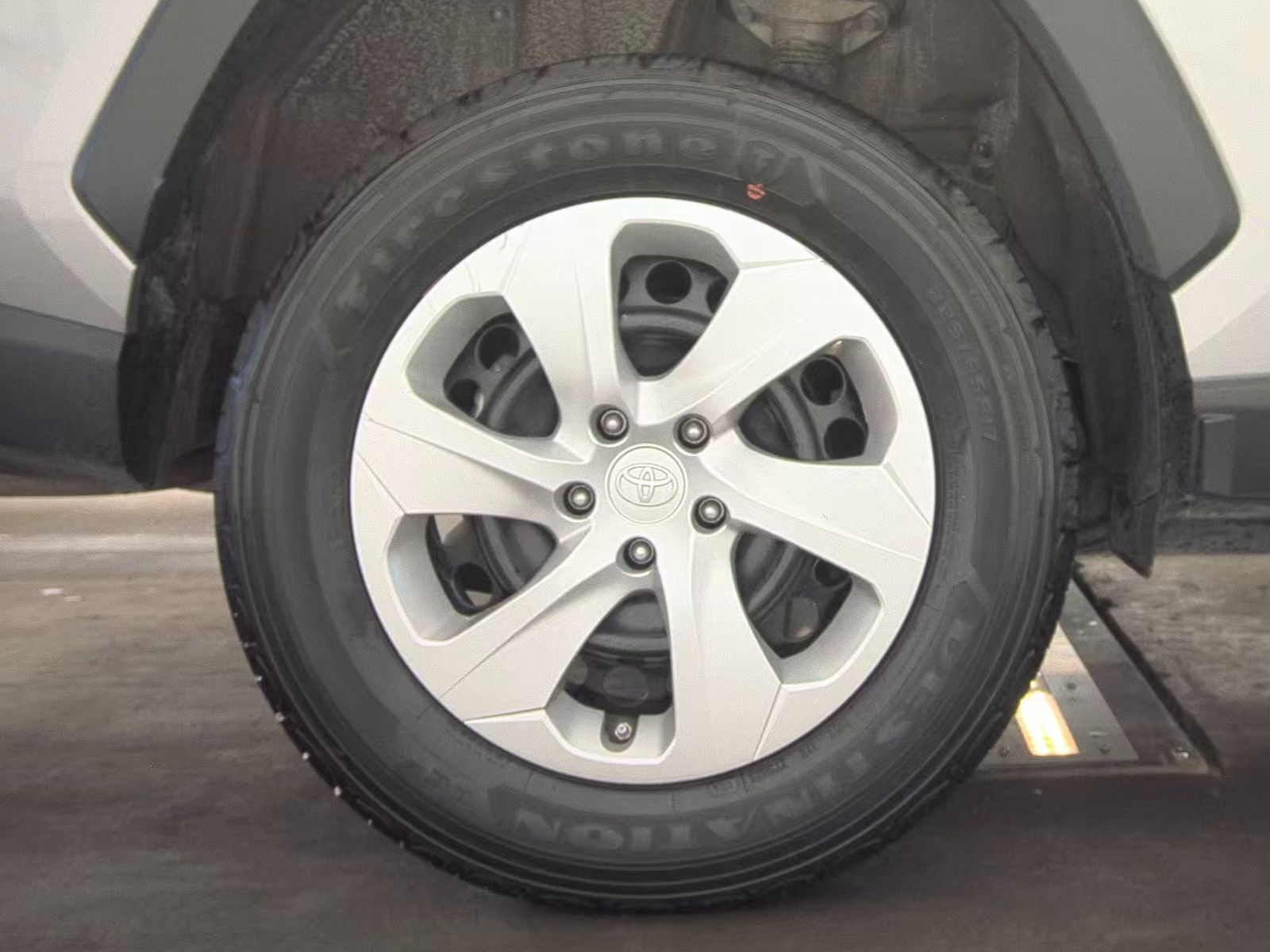 2024 Toyota RAV4 LE AWD