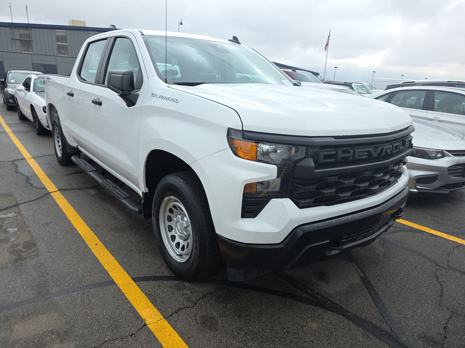 2024 CHEVY SILVERADO 1500 WORK TRUCK GAS WHITE SHORT BED SINGLE - Image 3