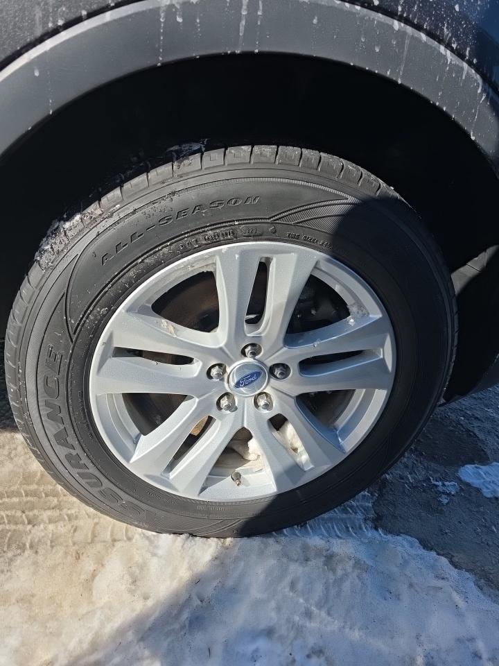 FORD EXPLORER - 10