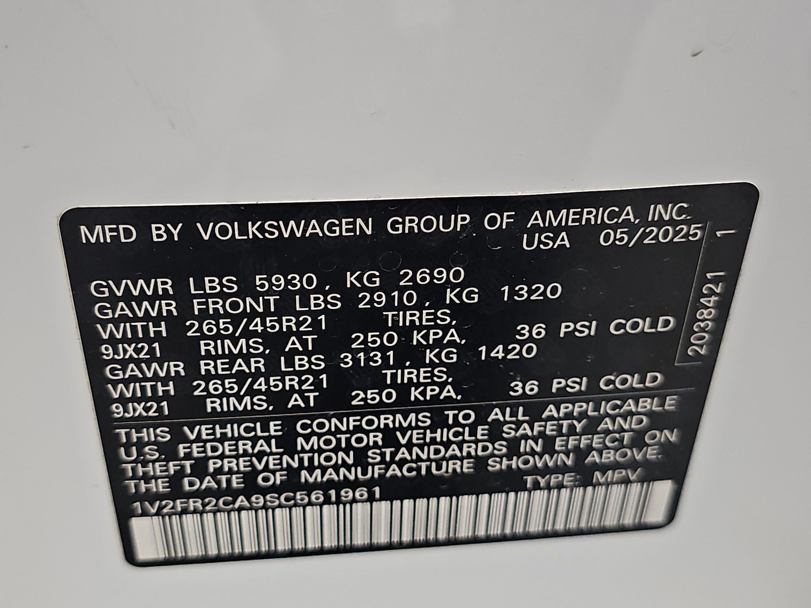 2025 Volkswagen Atlas 2.0T SEL Premium R-Line AWD