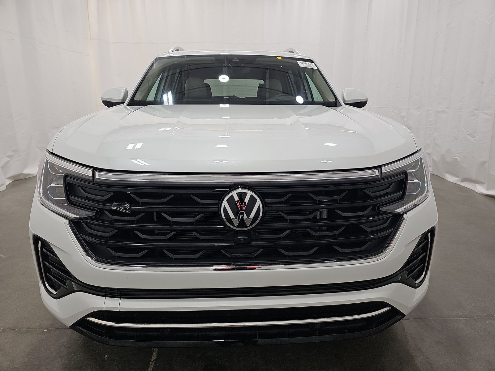 2025 Volkswagen Atlas 2.0T SEL Premium R-Line AWD