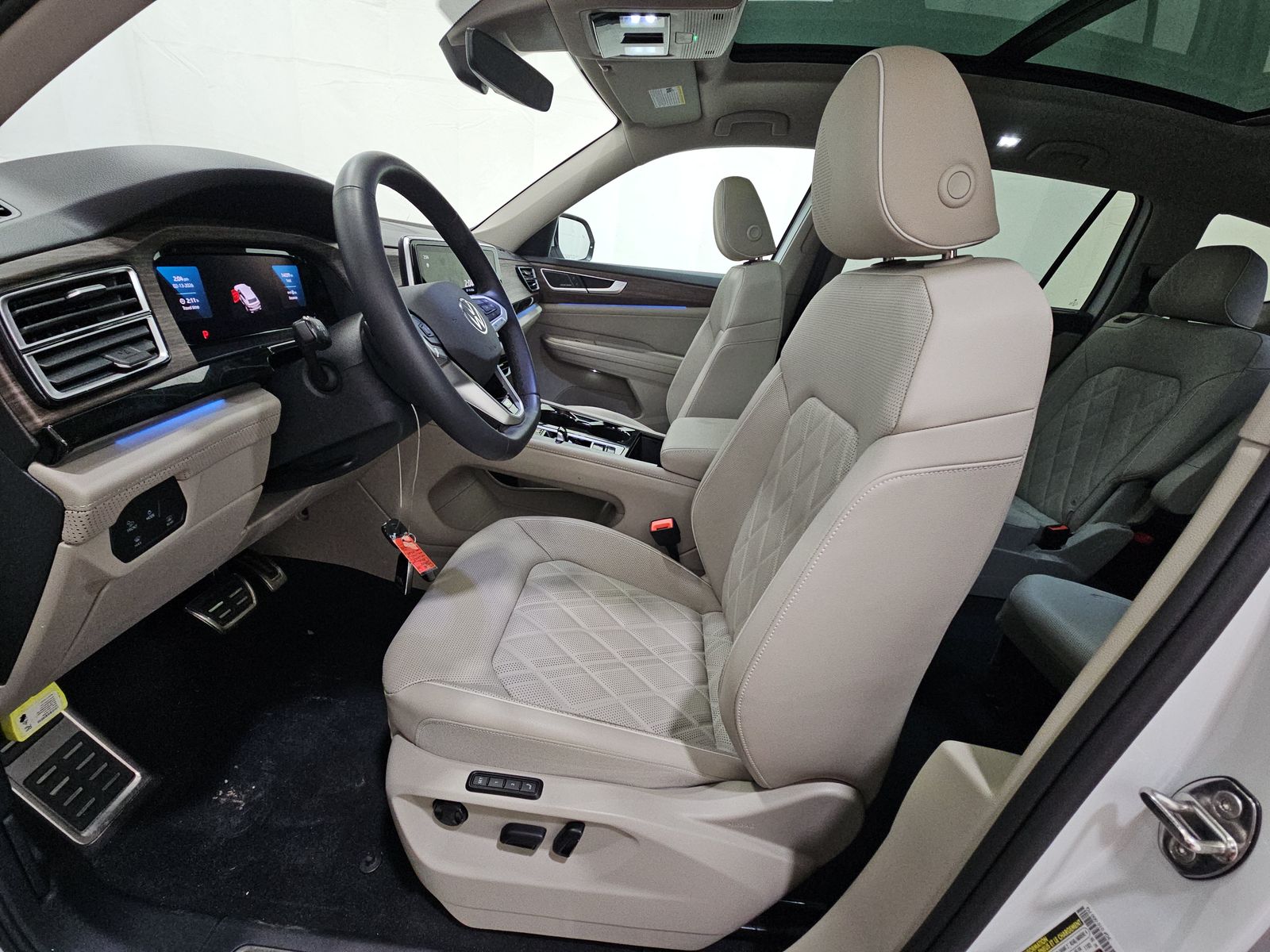 2025 Volkswagen Atlas 2.0T SEL Premium R-Line AWD