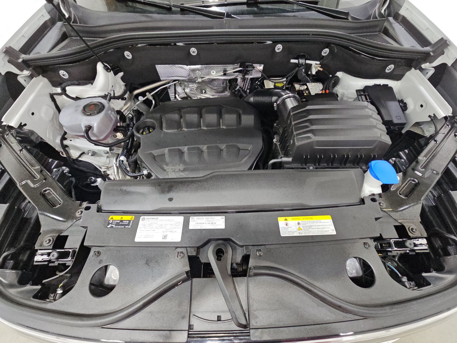 2025 Volkswagen Atlas 2.0T SEL Premium R-Line AWD