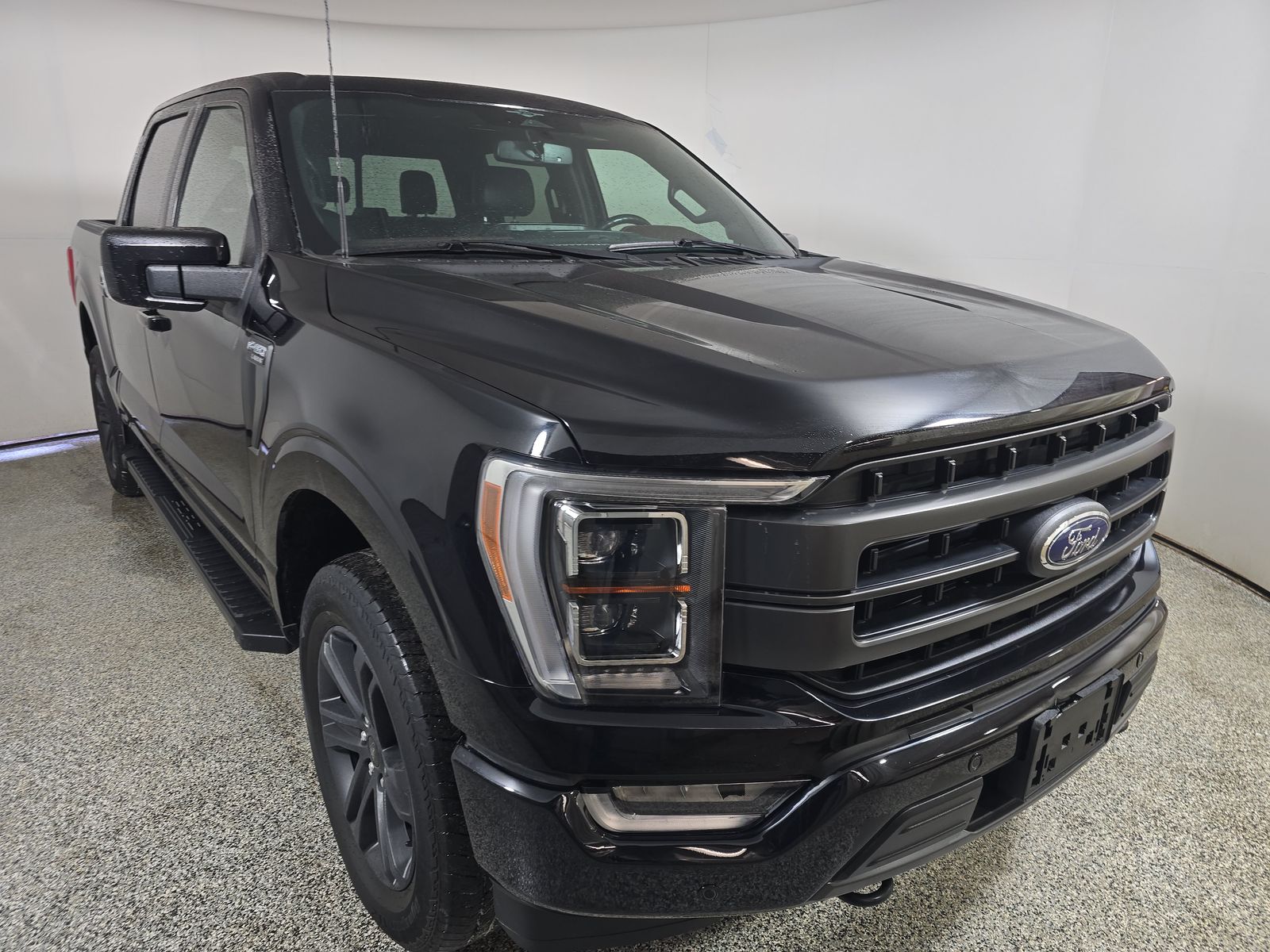 2023 Ford F-150 Lariat AWD