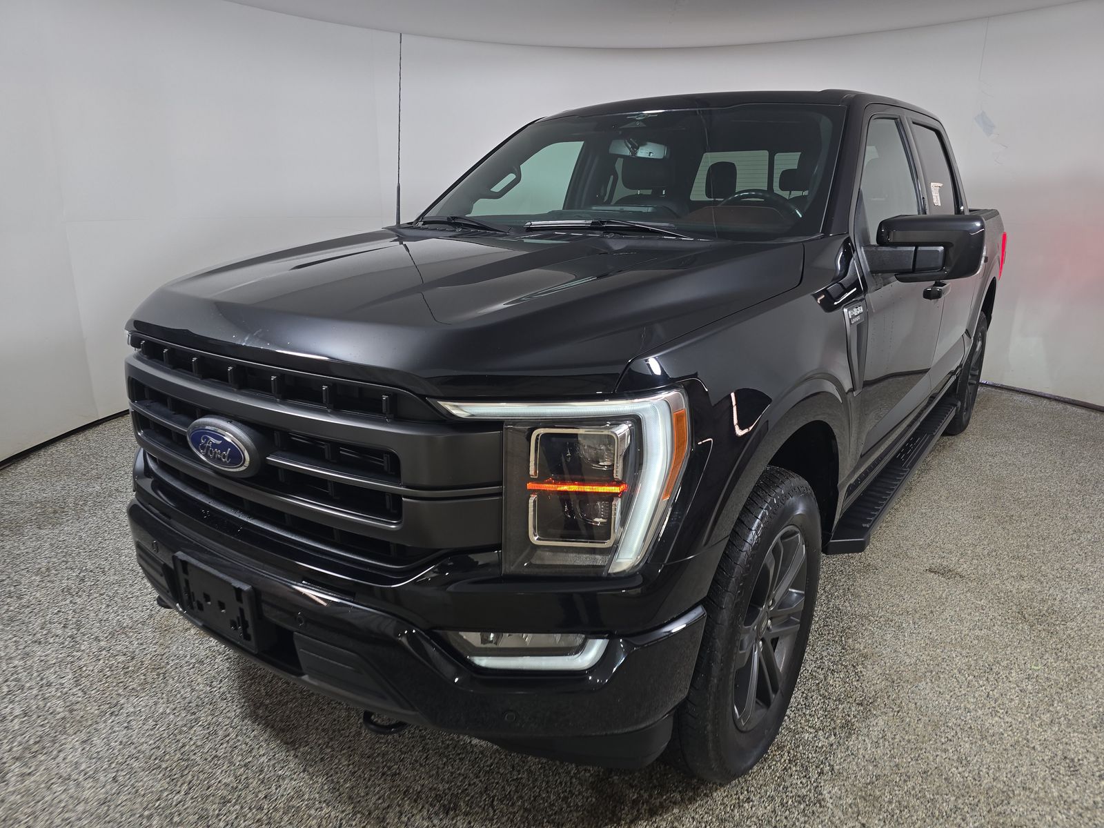 2023 Ford F-150 Lariat AWD