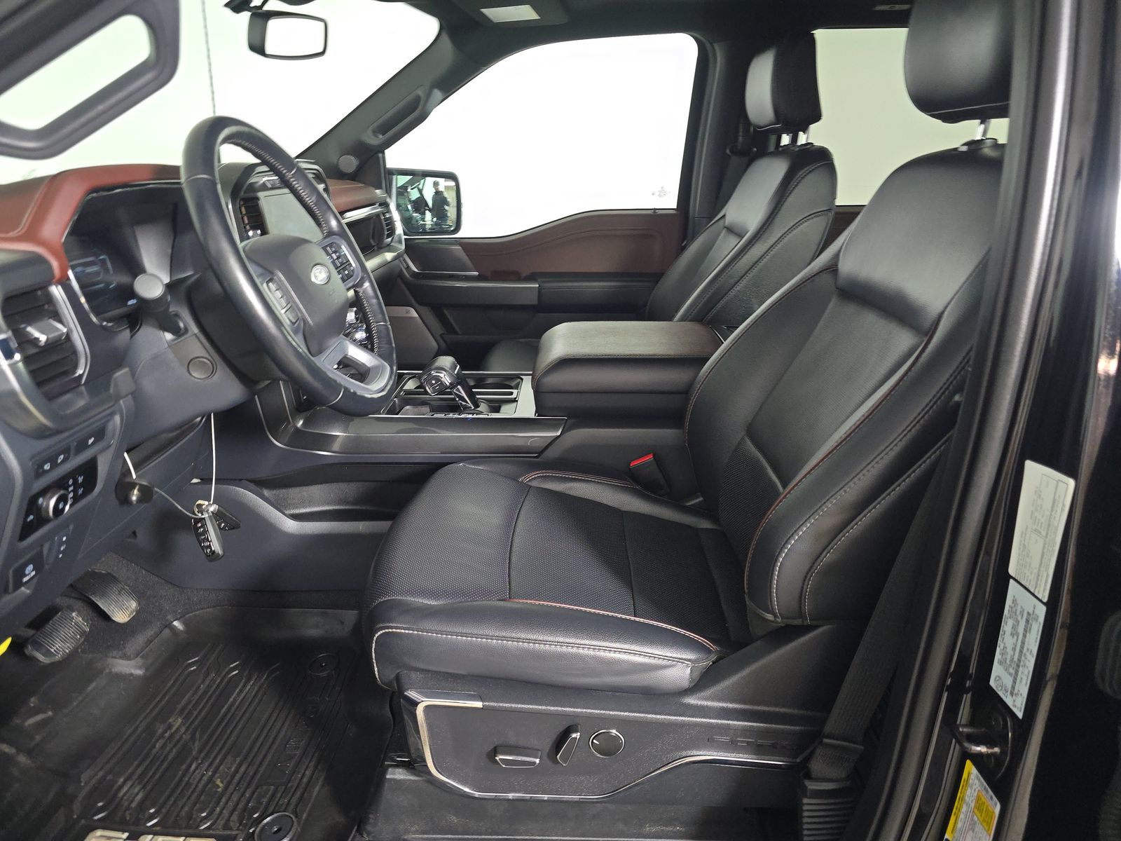 2023 Ford F-150 Lariat AWD