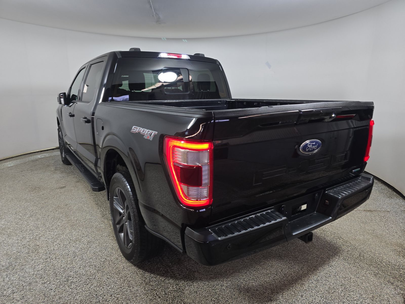 2023 Ford F-150 Lariat AWD