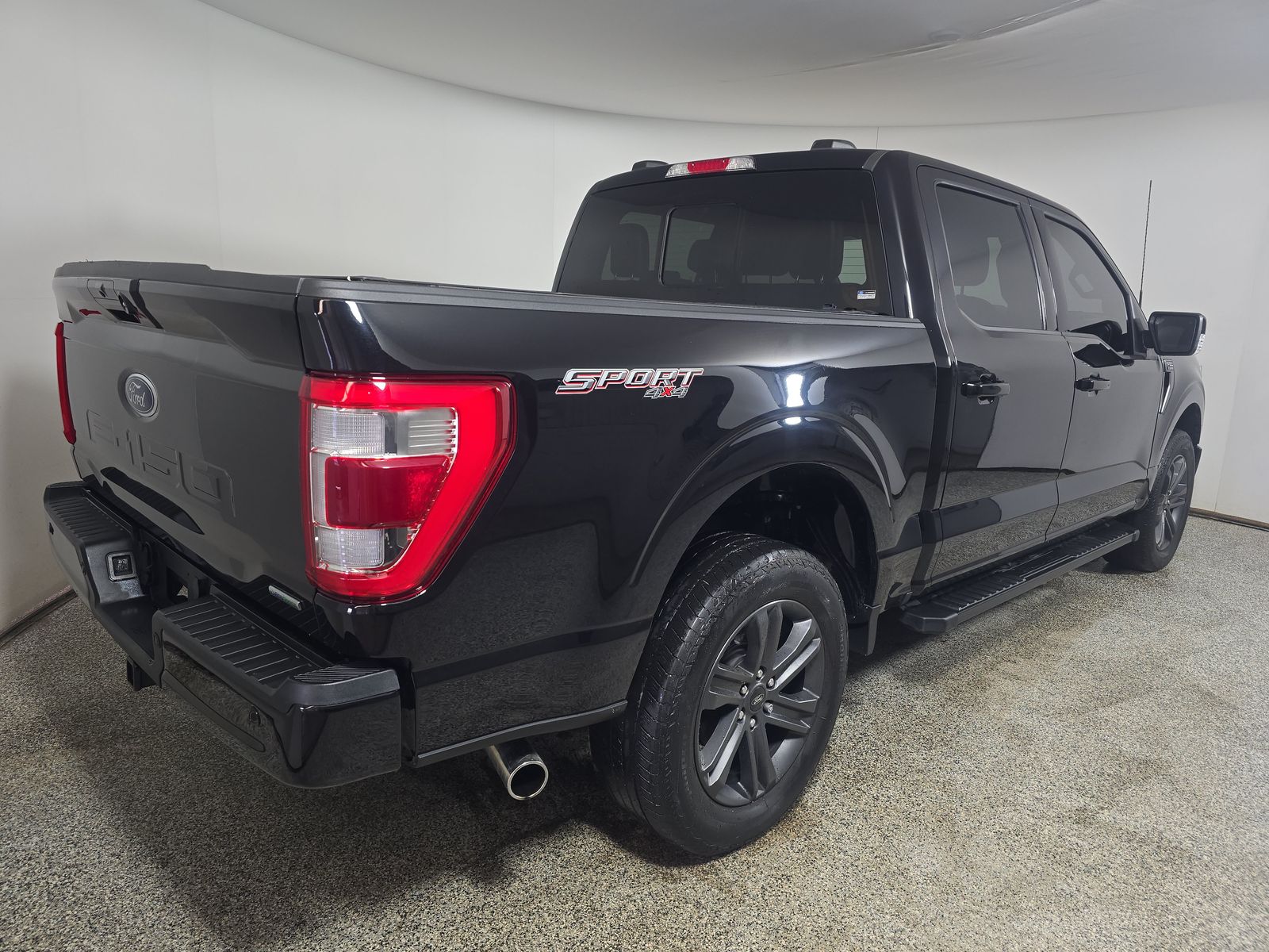 2023 Ford F-150 Lariat AWD