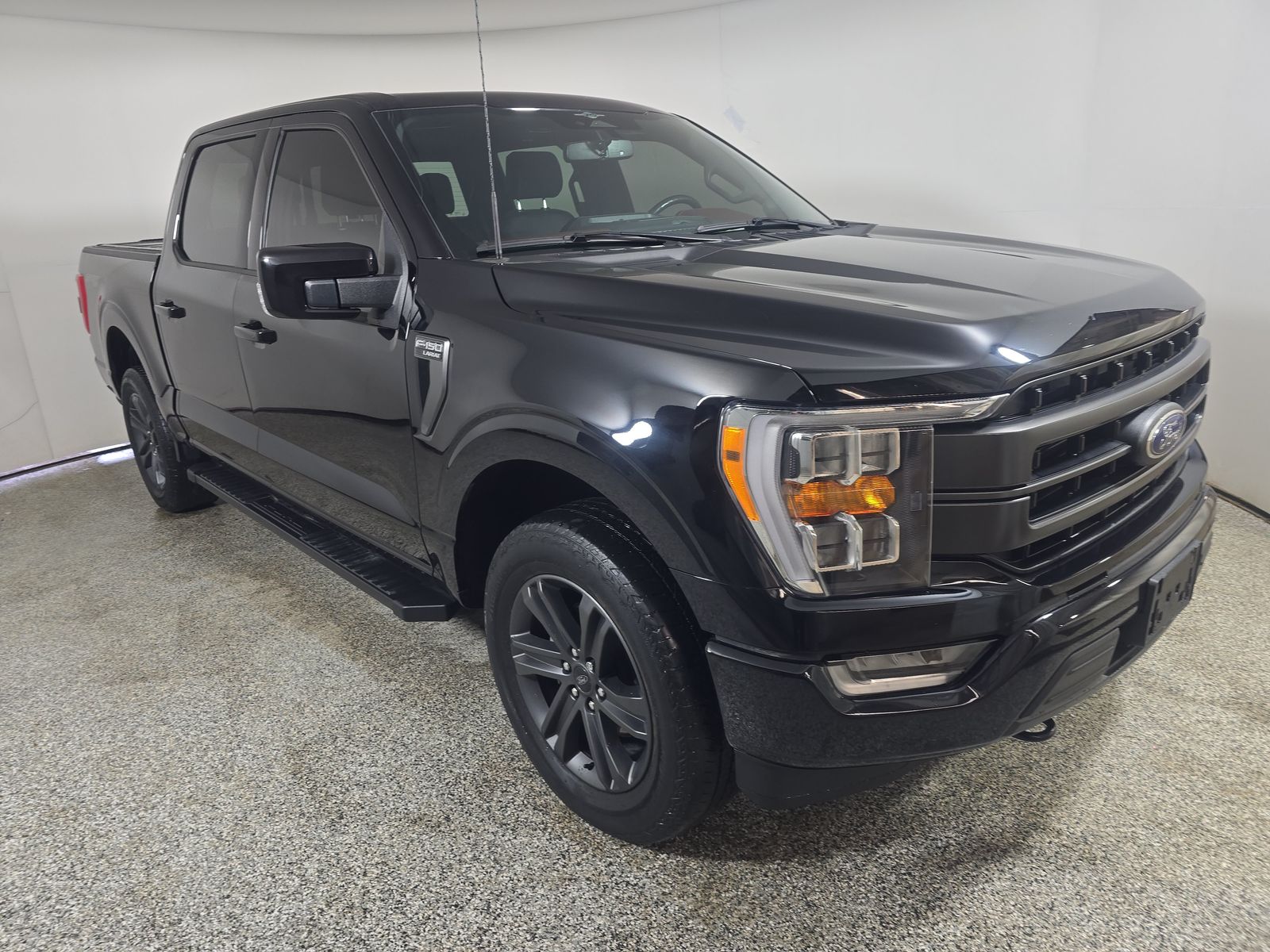 2023 Ford F-150 Lariat AWD