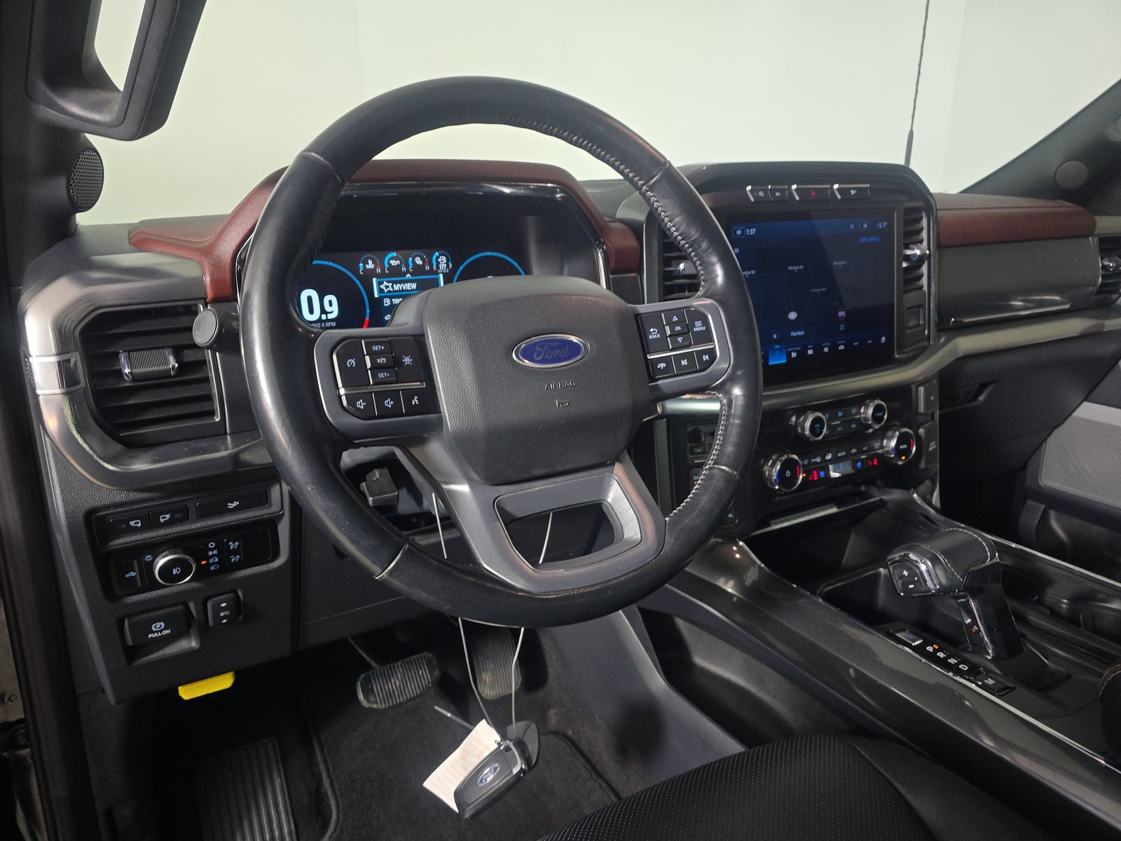 2023 Ford F-150 Lariat AWD
