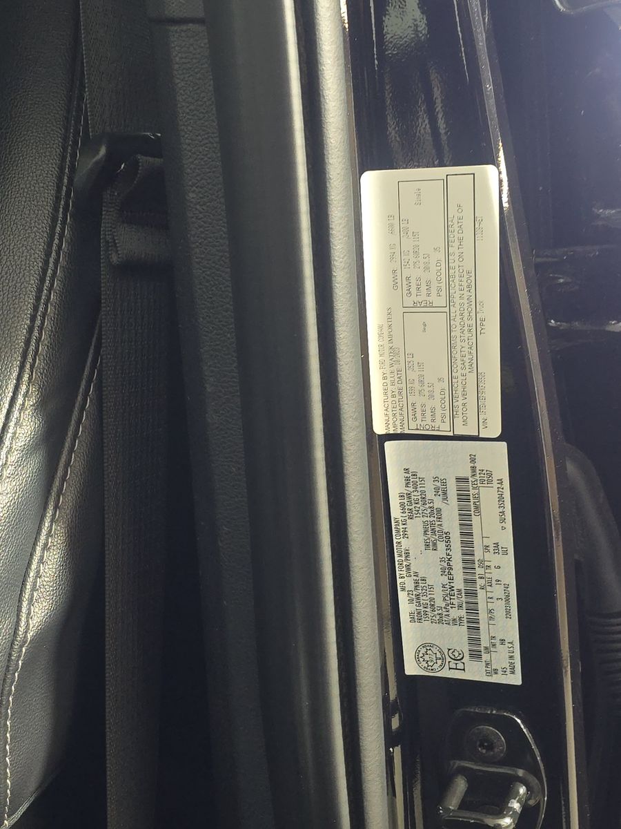 2023 Ford F-150 Lariat AWD