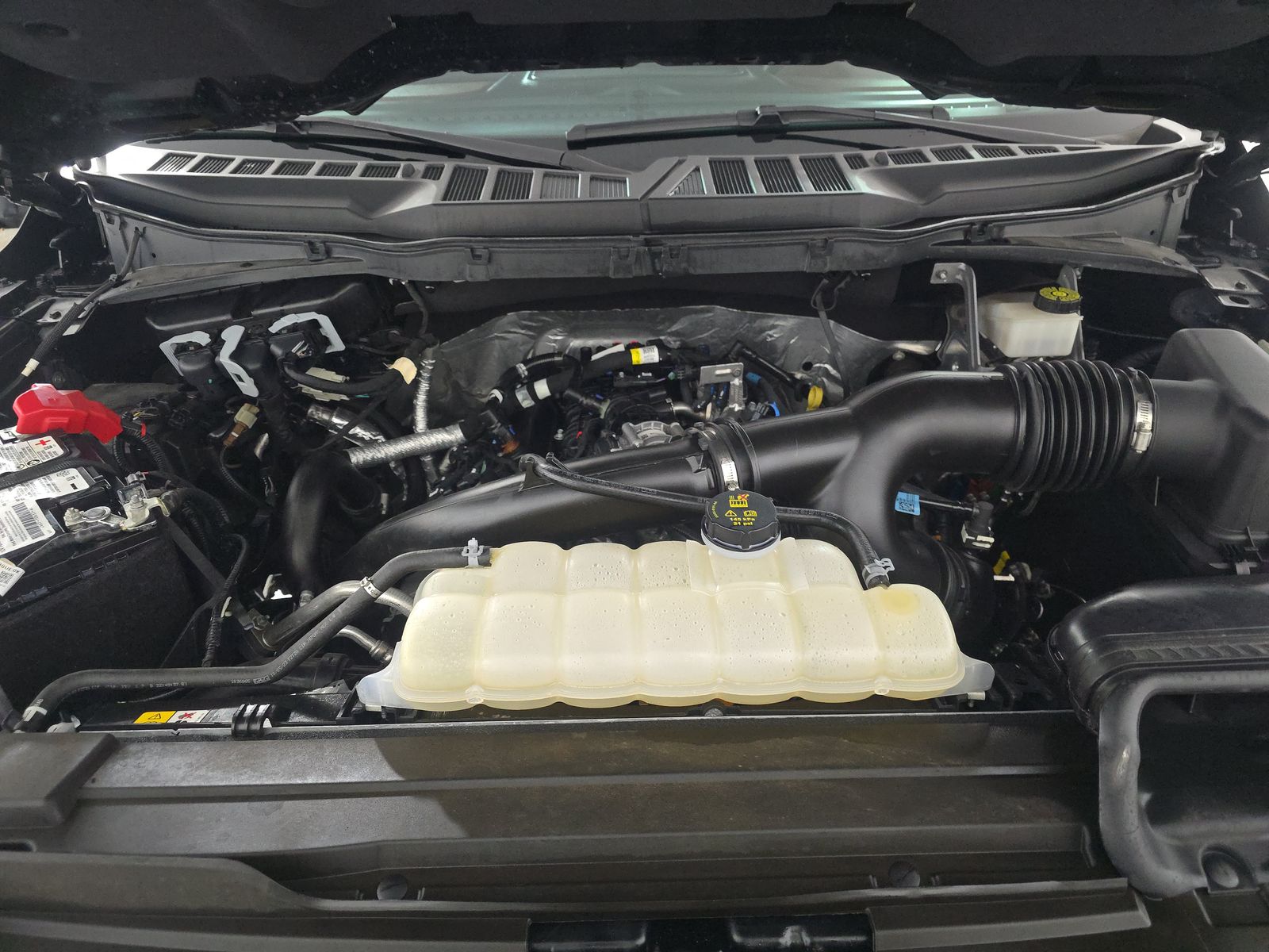 2023 Ford F-150 Lariat AWD