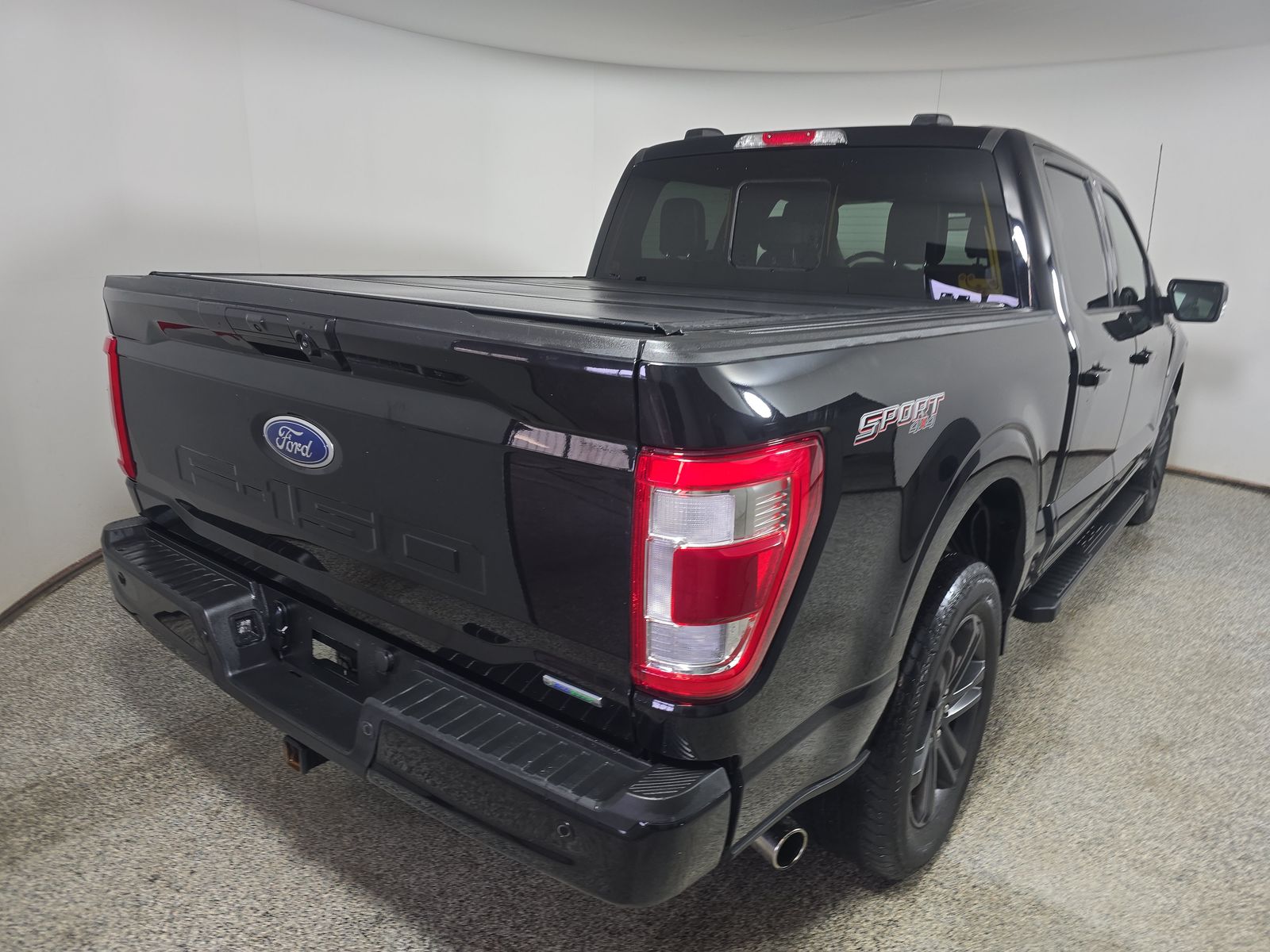 2023 Ford F-150 Lariat AWD