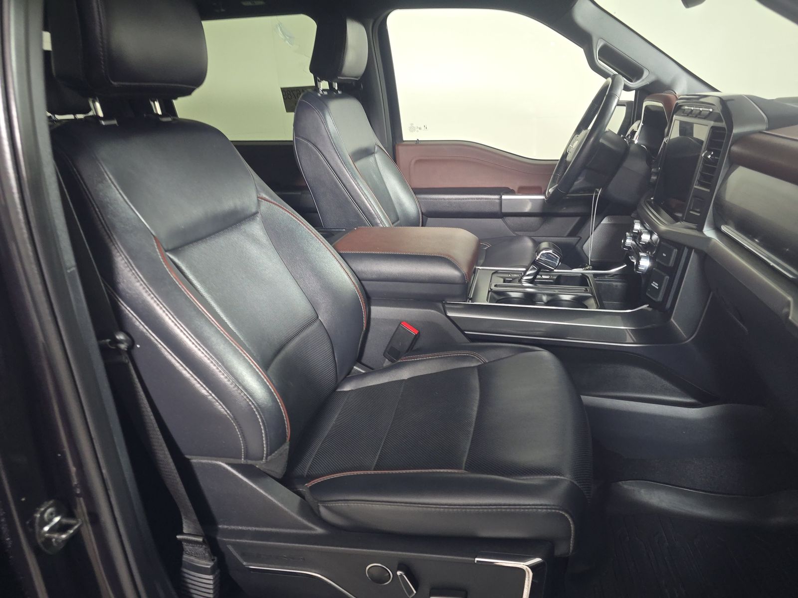 2023 Ford F-150 Lariat AWD