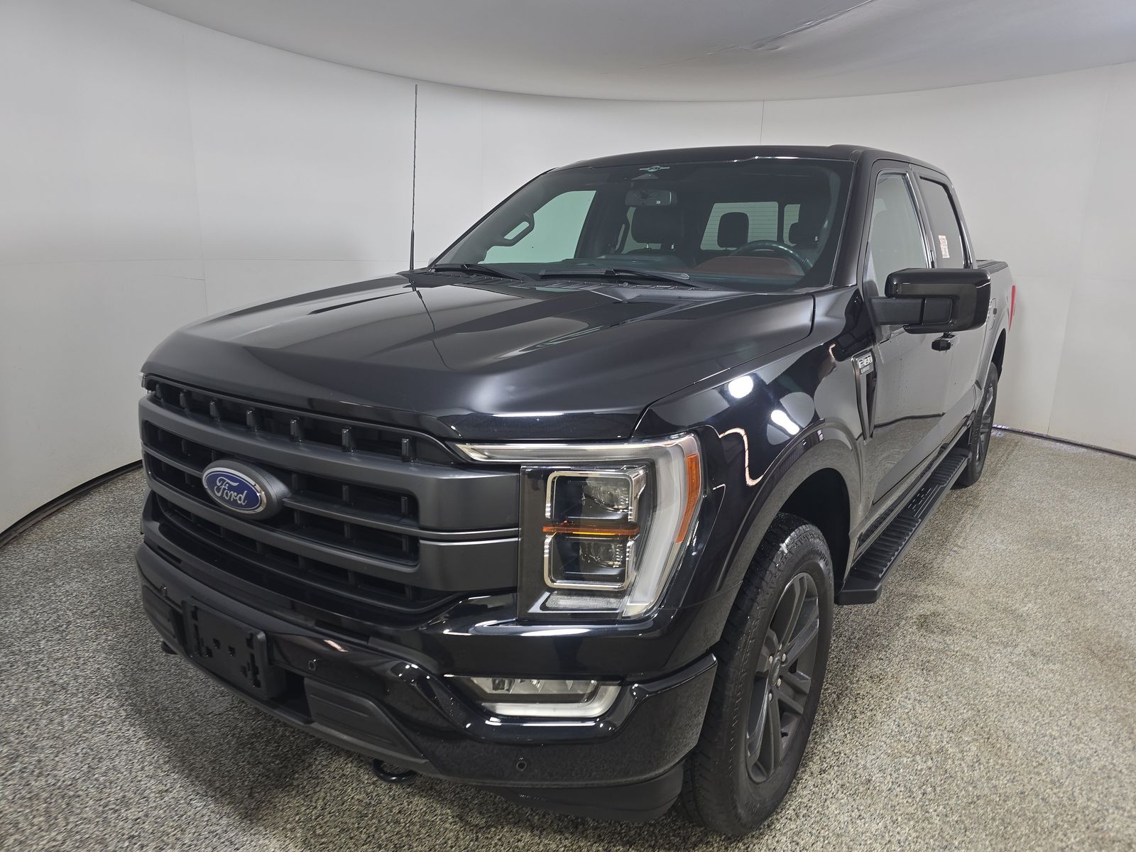 2023 Ford F-150 Lariat AWD