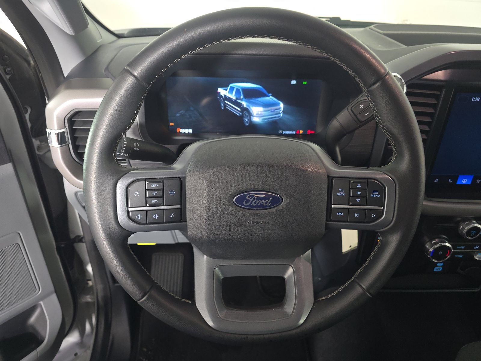 2024 Ford F-150 XLT AWD