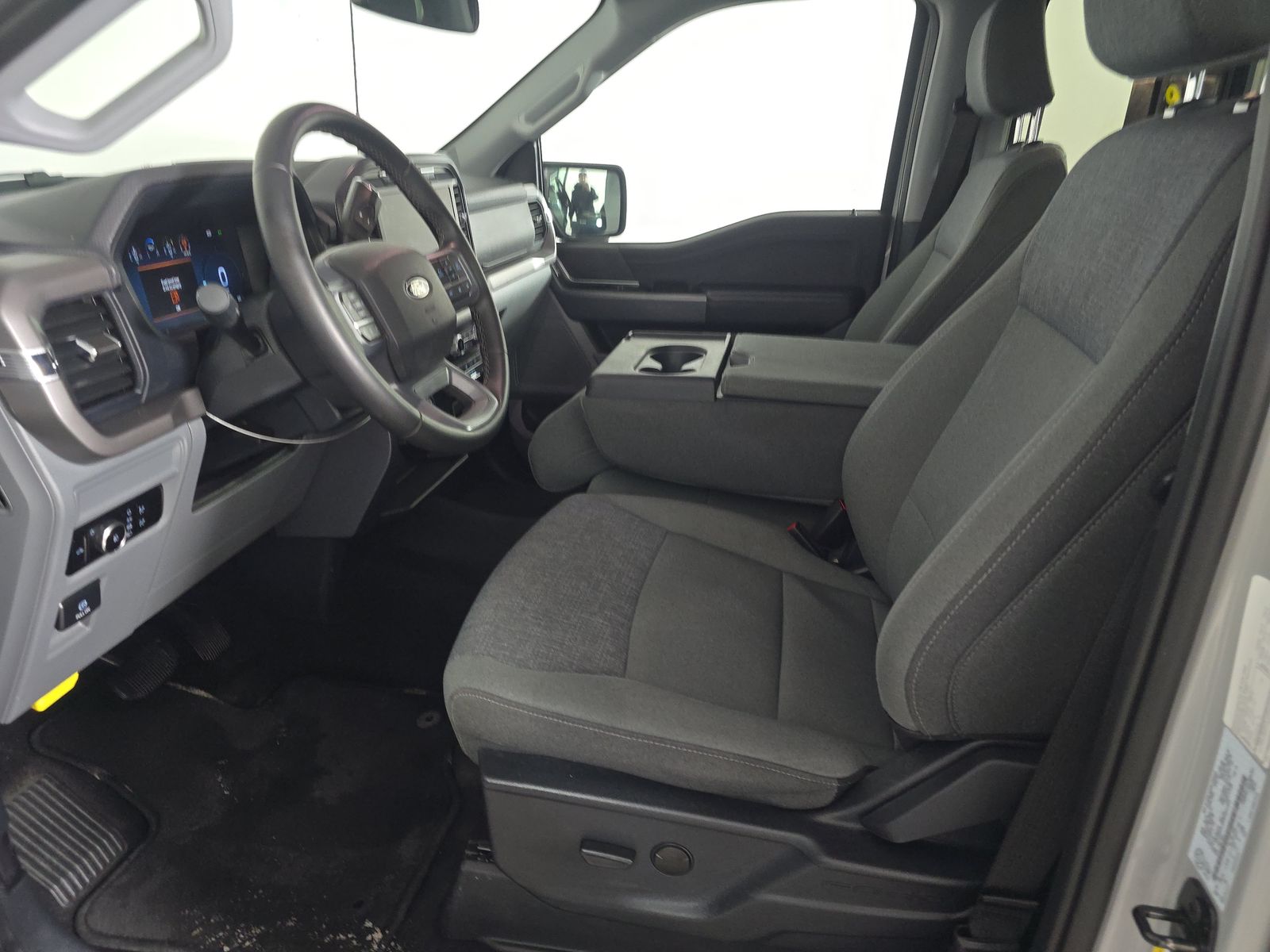 2024 Ford F-150 XLT AWD