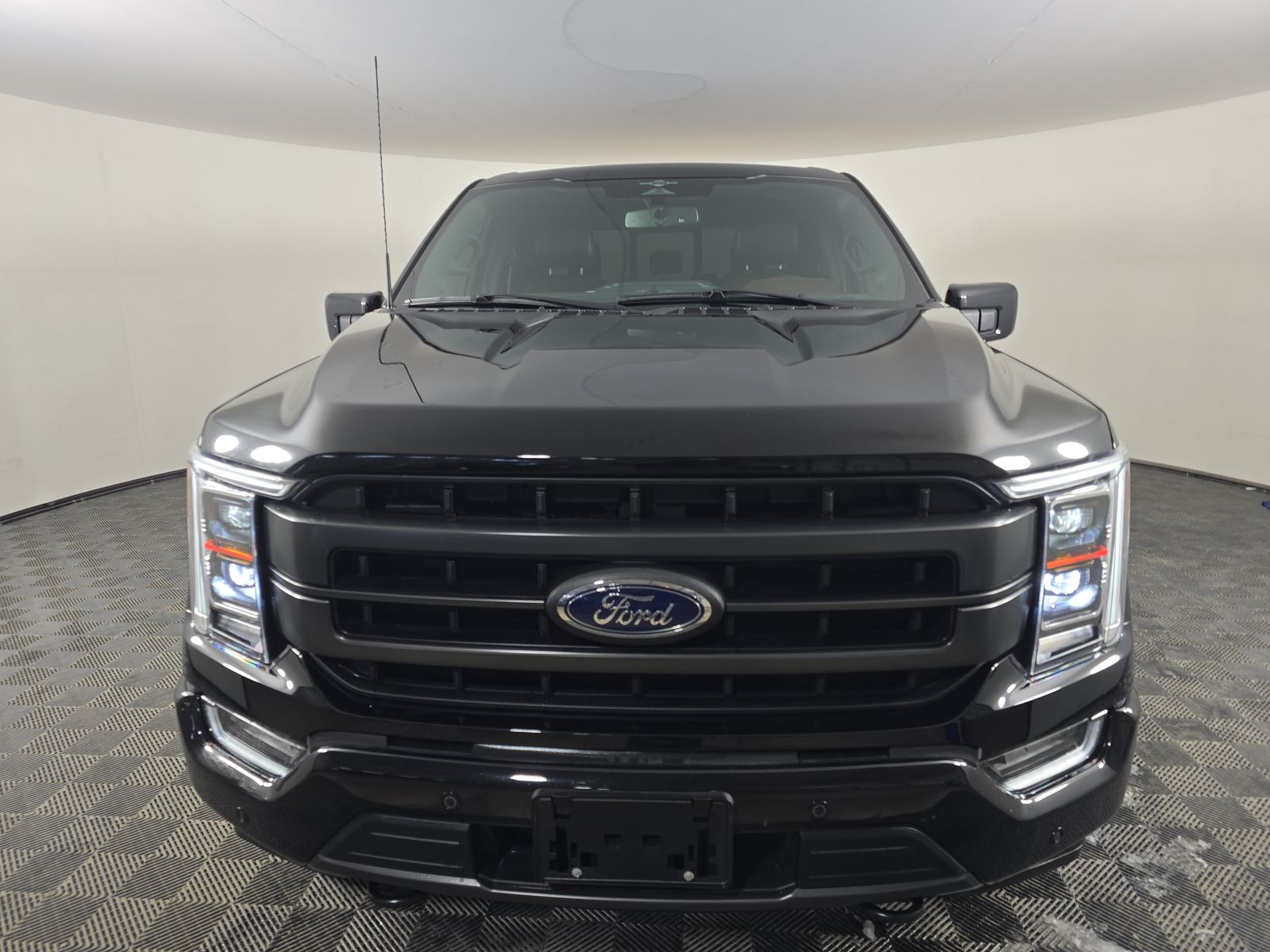 2023 Ford F-150 Lariat AWD