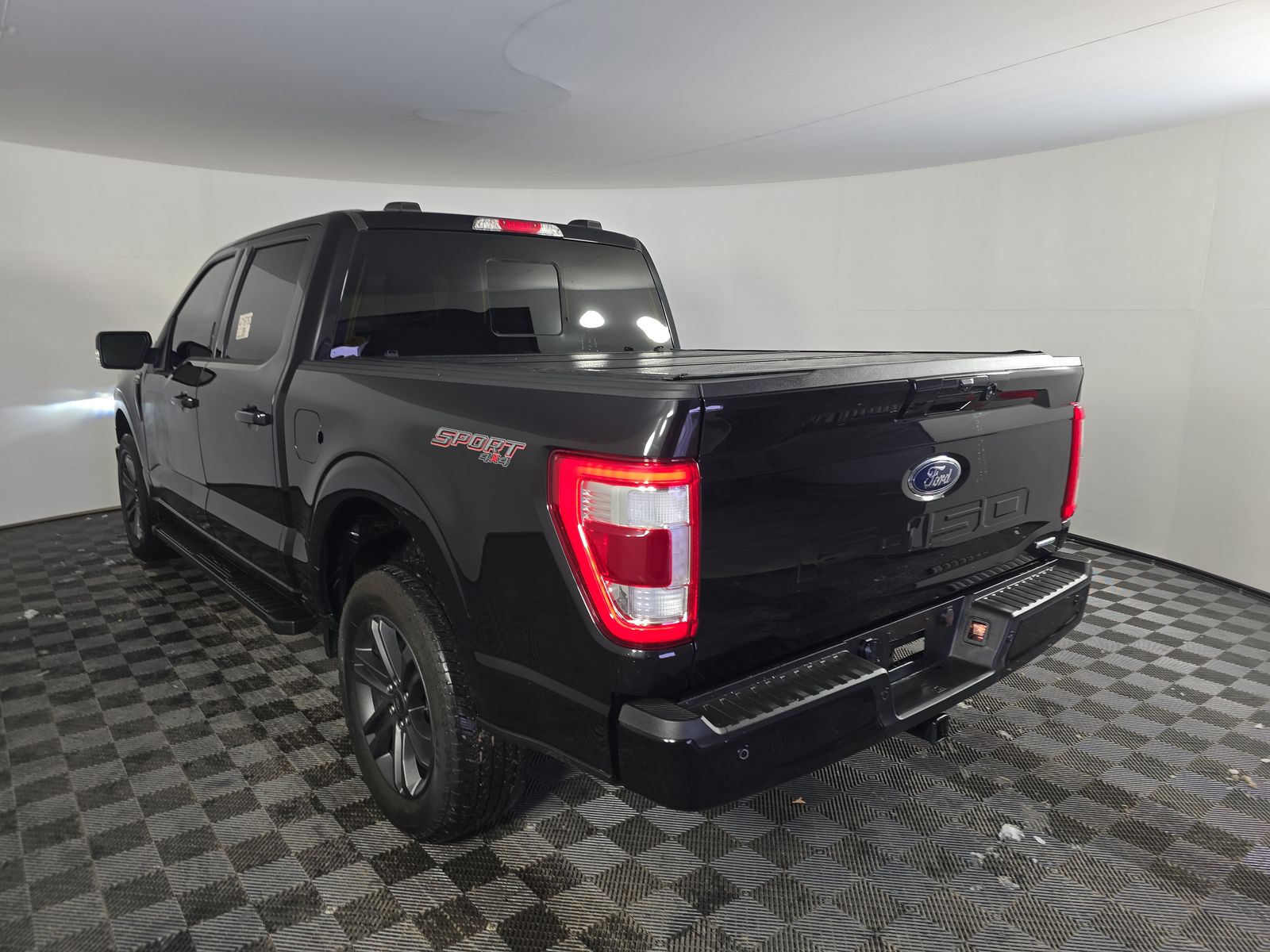2023 Ford F-150 Lariat AWD