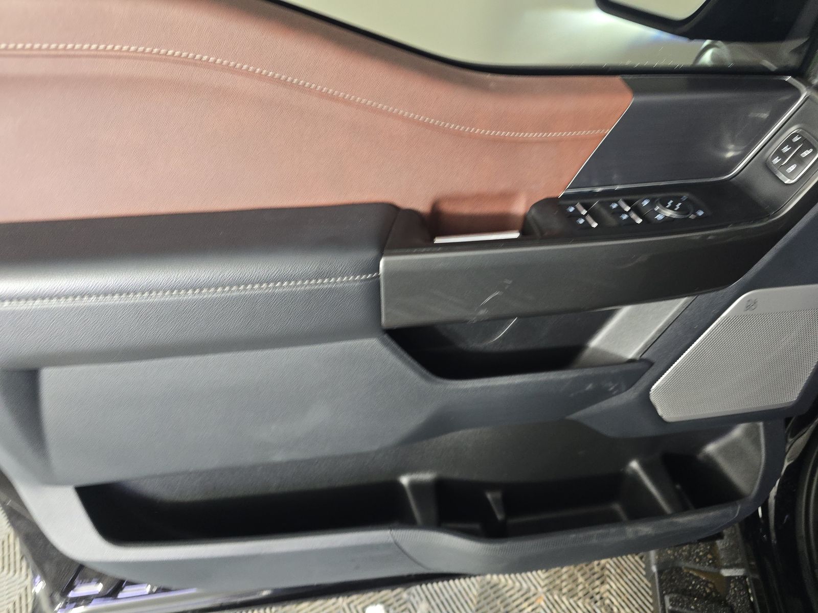 2023 Ford F-150 Lariat AWD