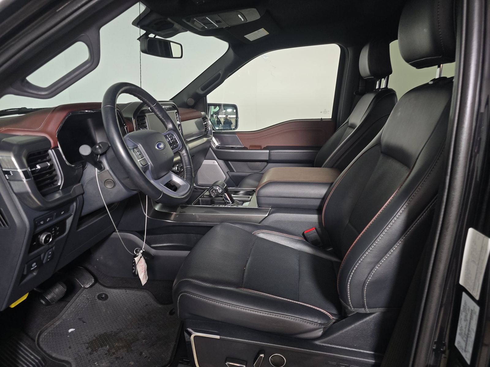 2023 Ford F-150 Lariat AWD