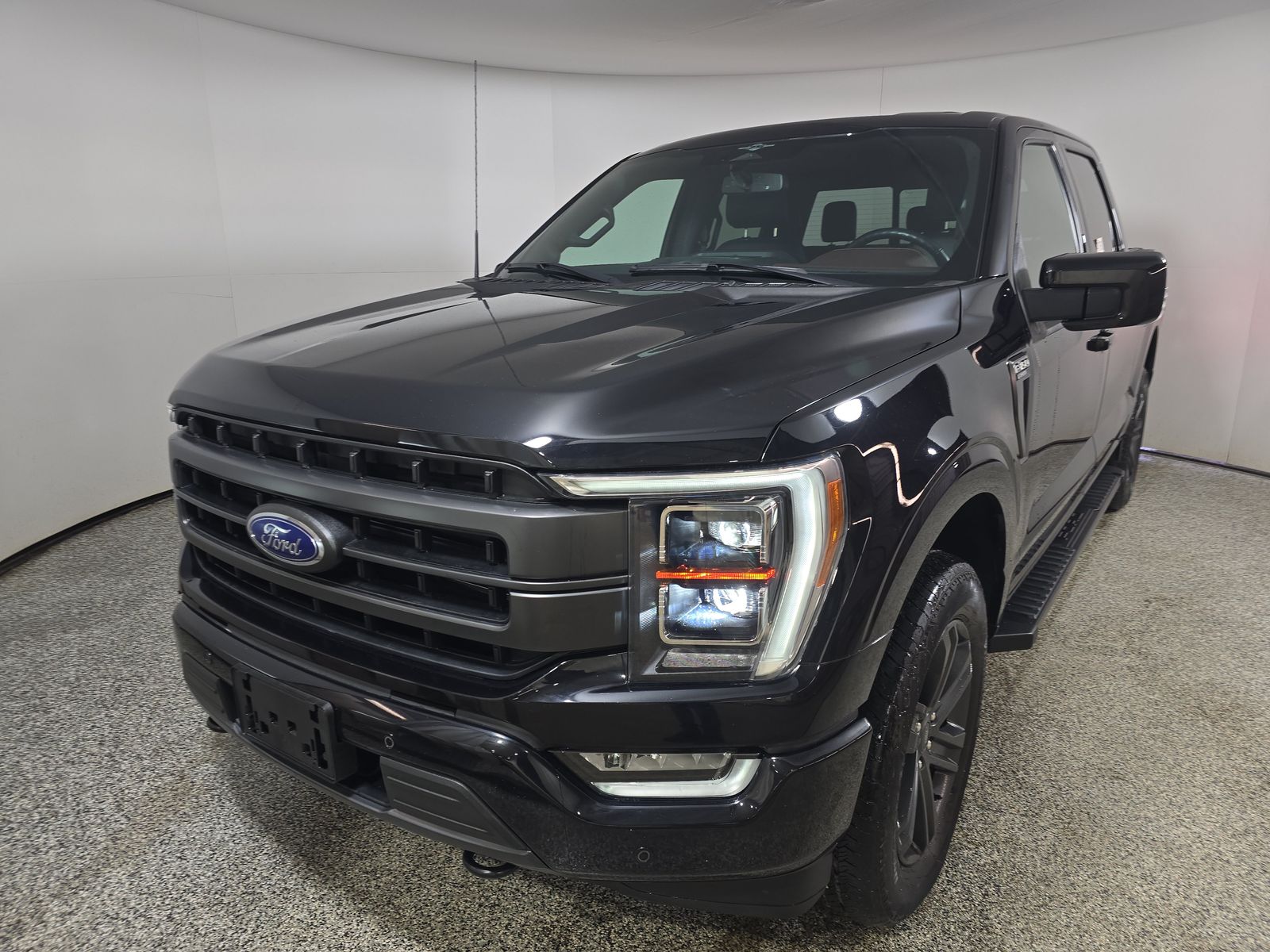 2023 Ford F-150 Lariat AWD