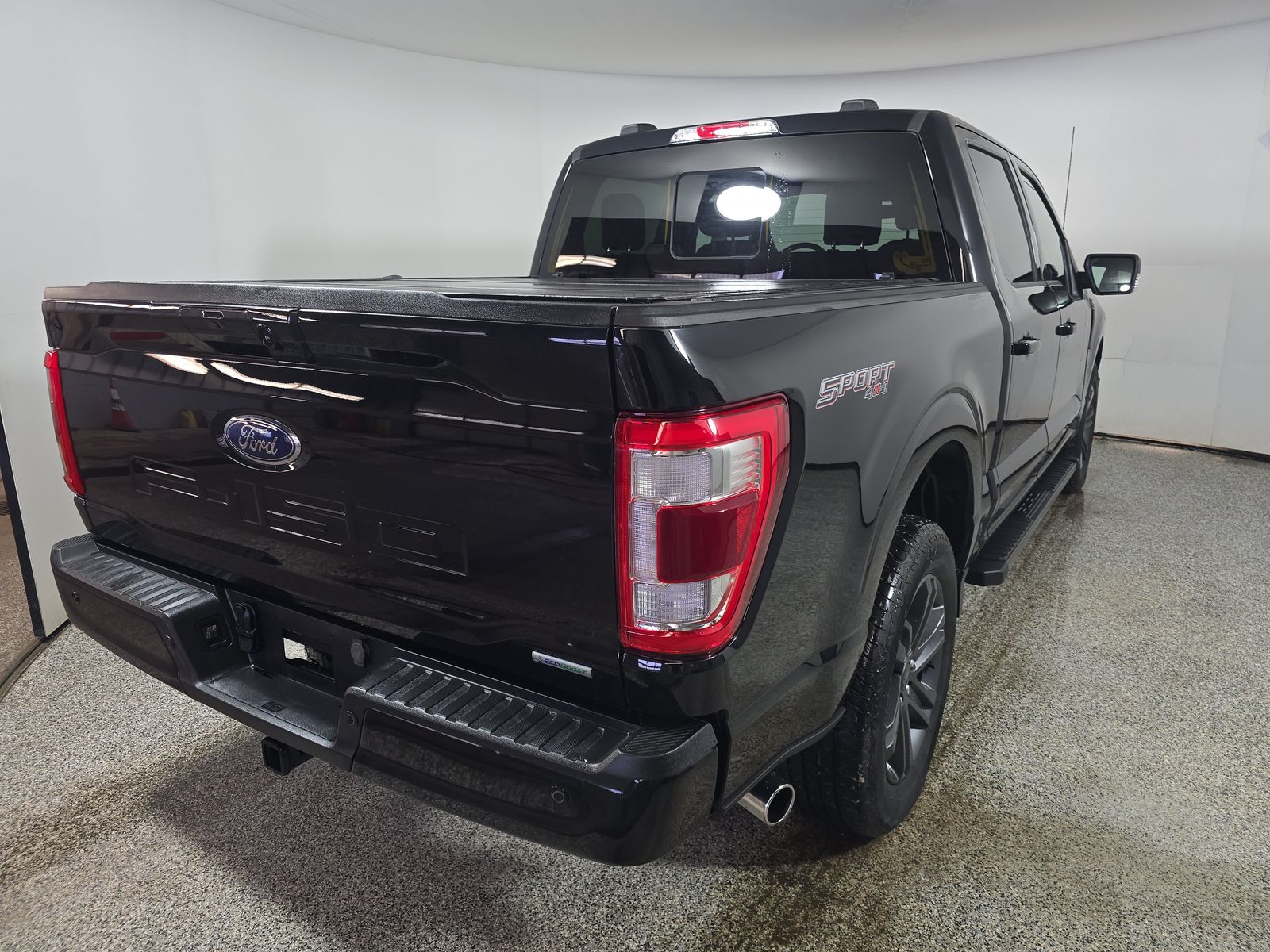 2023 Ford F-150 Lariat AWD