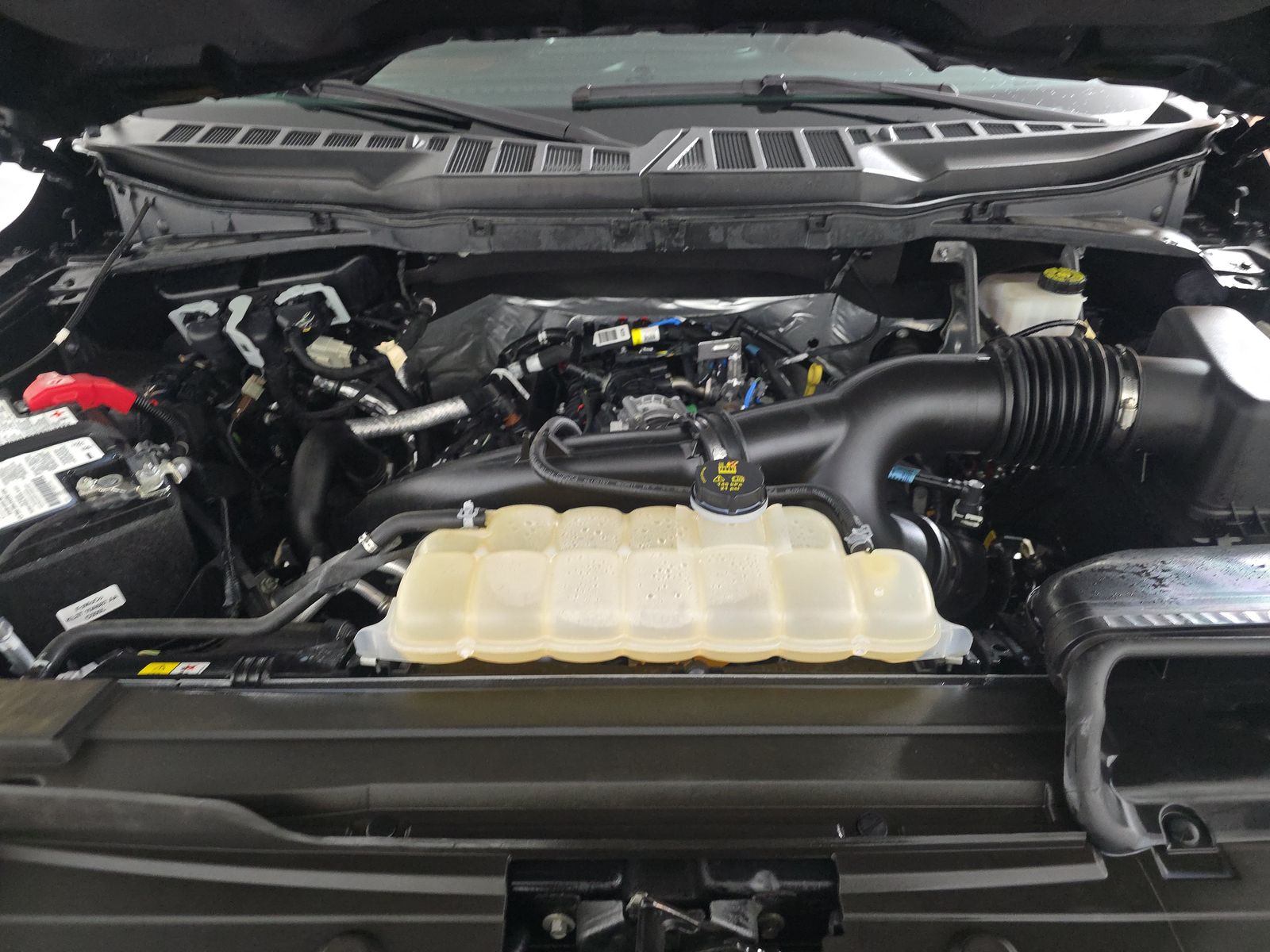 2023 Ford F-150 Lariat AWD