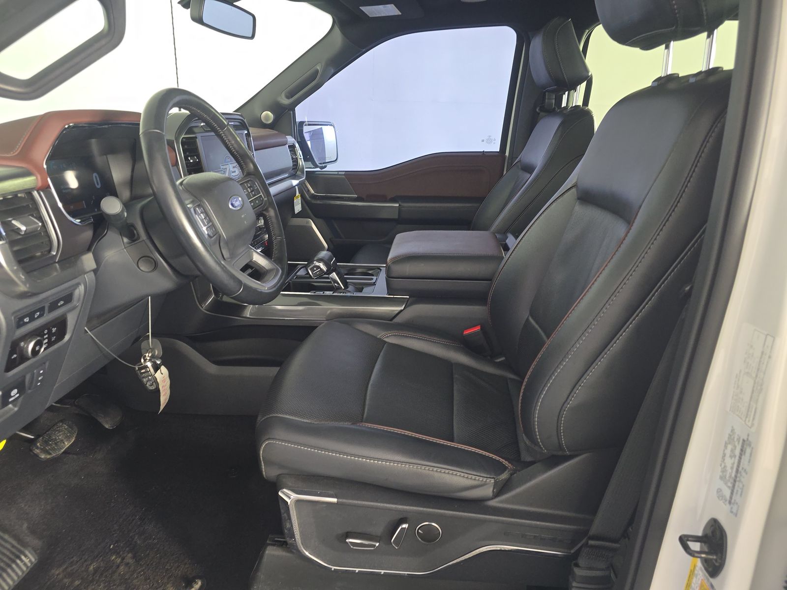 2023 Ford F-150 Lariat AWD