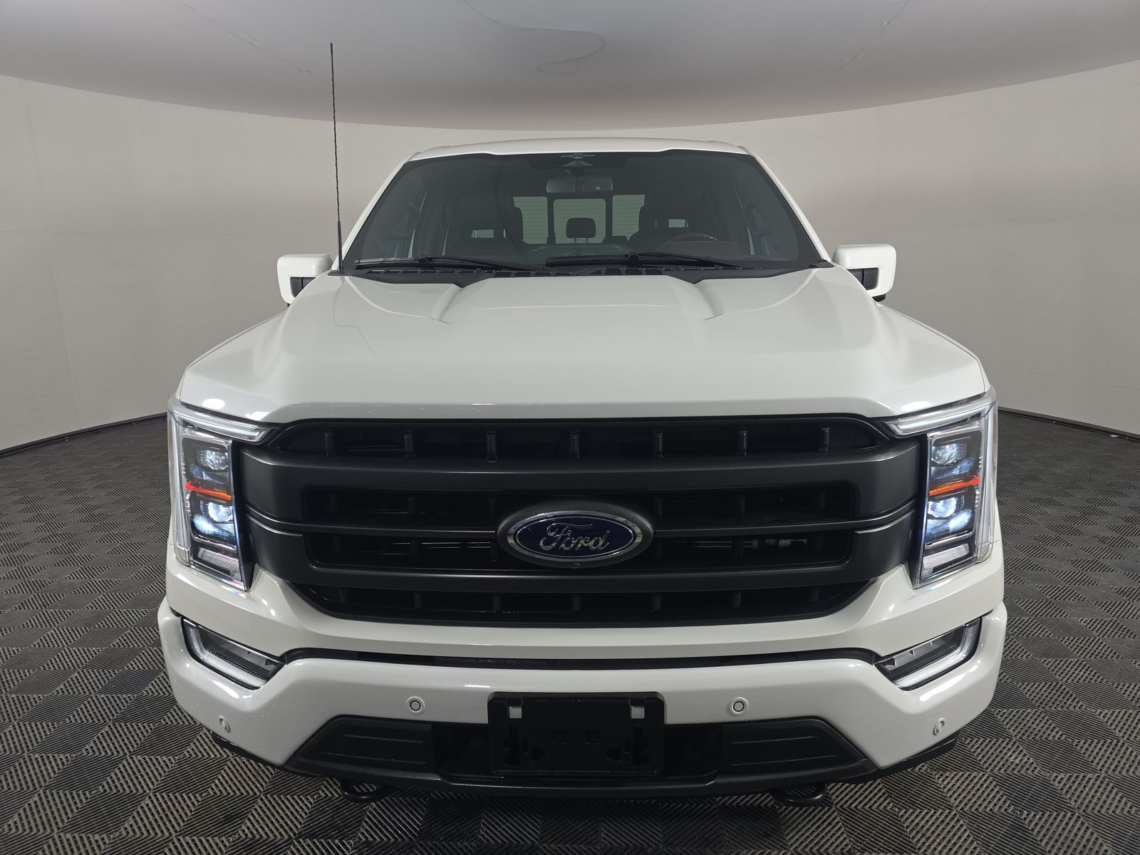 2023 Ford F-150 Lariat AWD