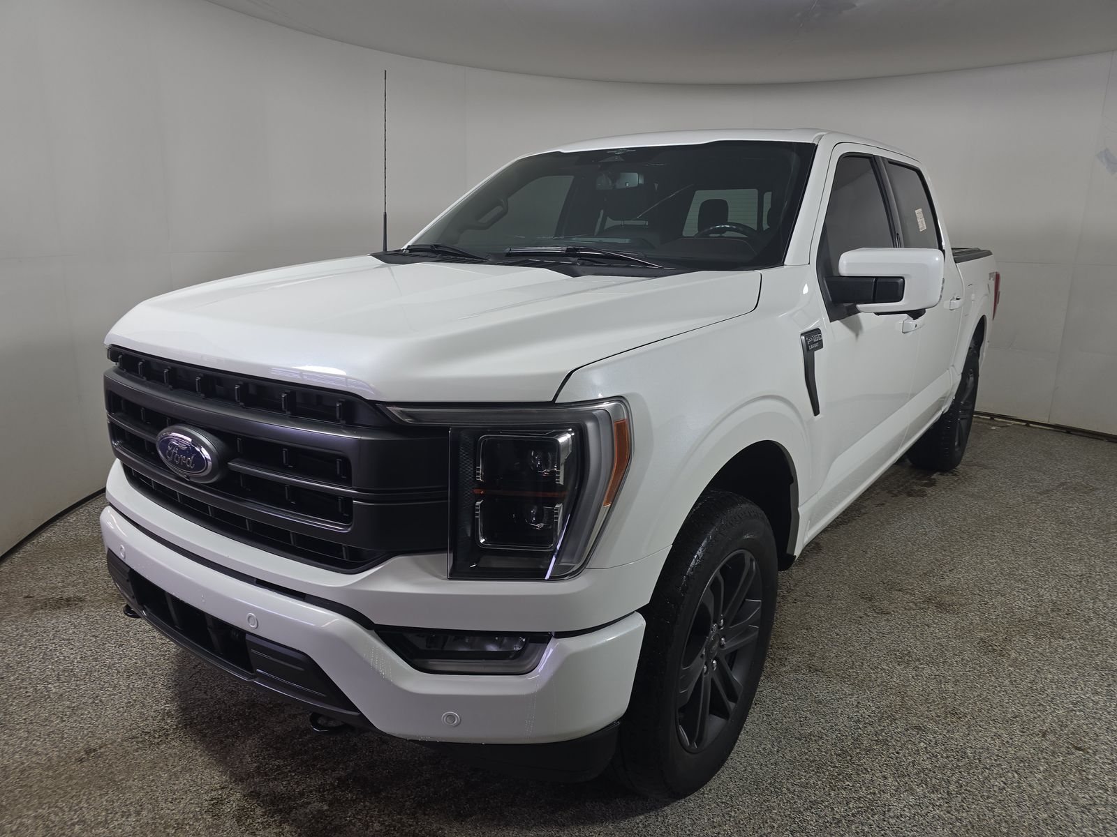 2023 Ford F-150 Lariat AWD