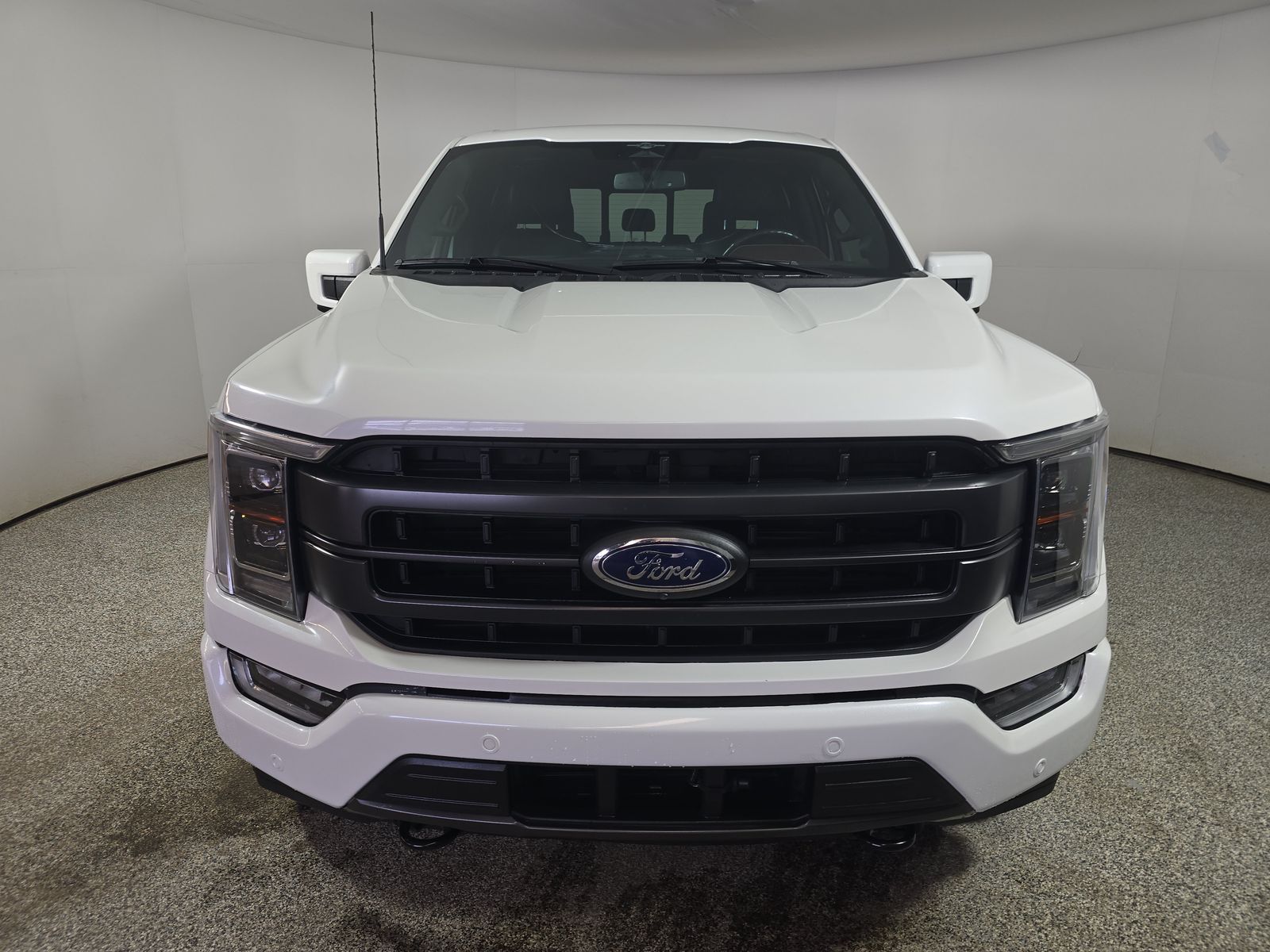 2023 Ford F-150 Lariat AWD