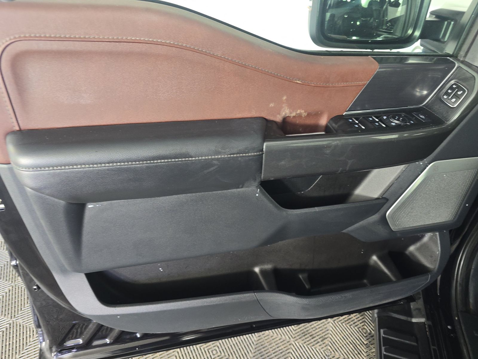 2023 Ford F-150 Lariat AWD