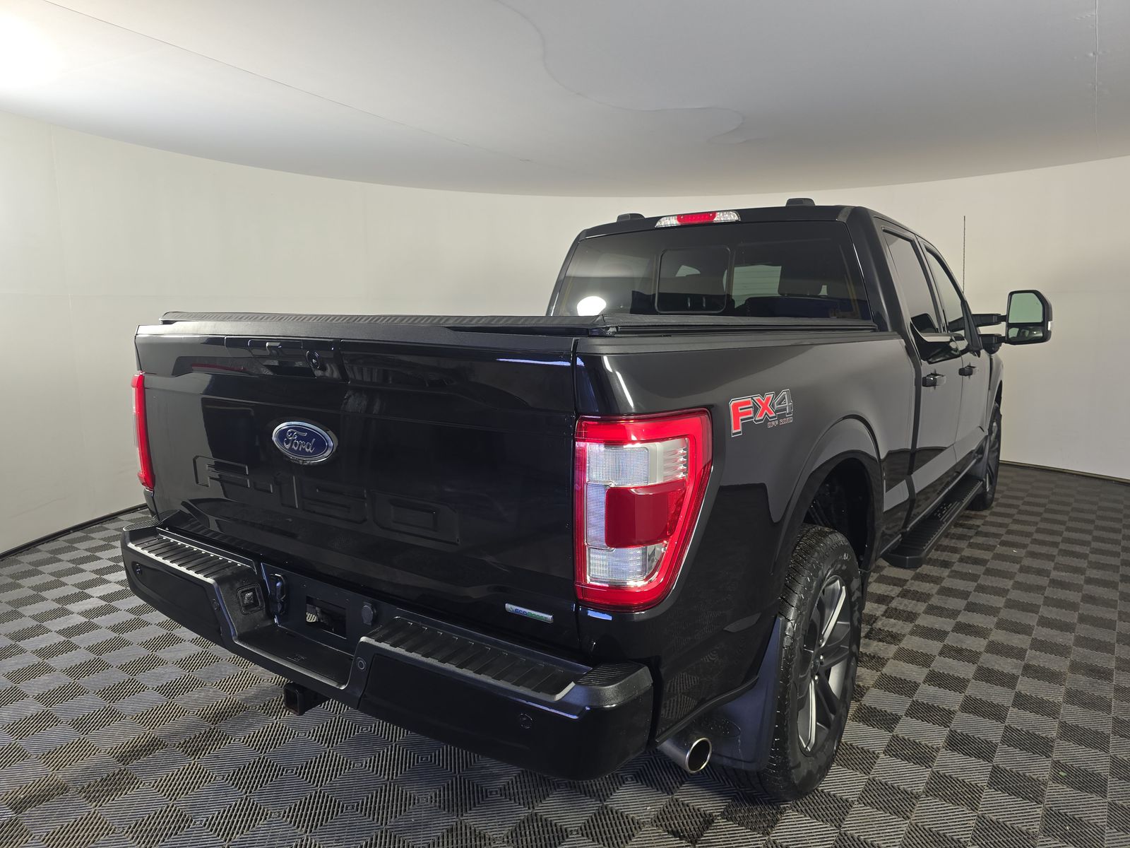 2023 Ford F-150 Lariat AWD