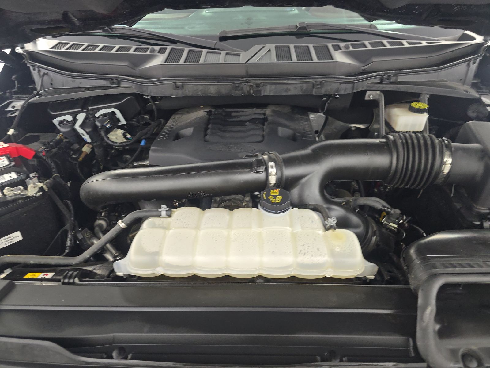 2023 Ford F-150 Lariat AWD