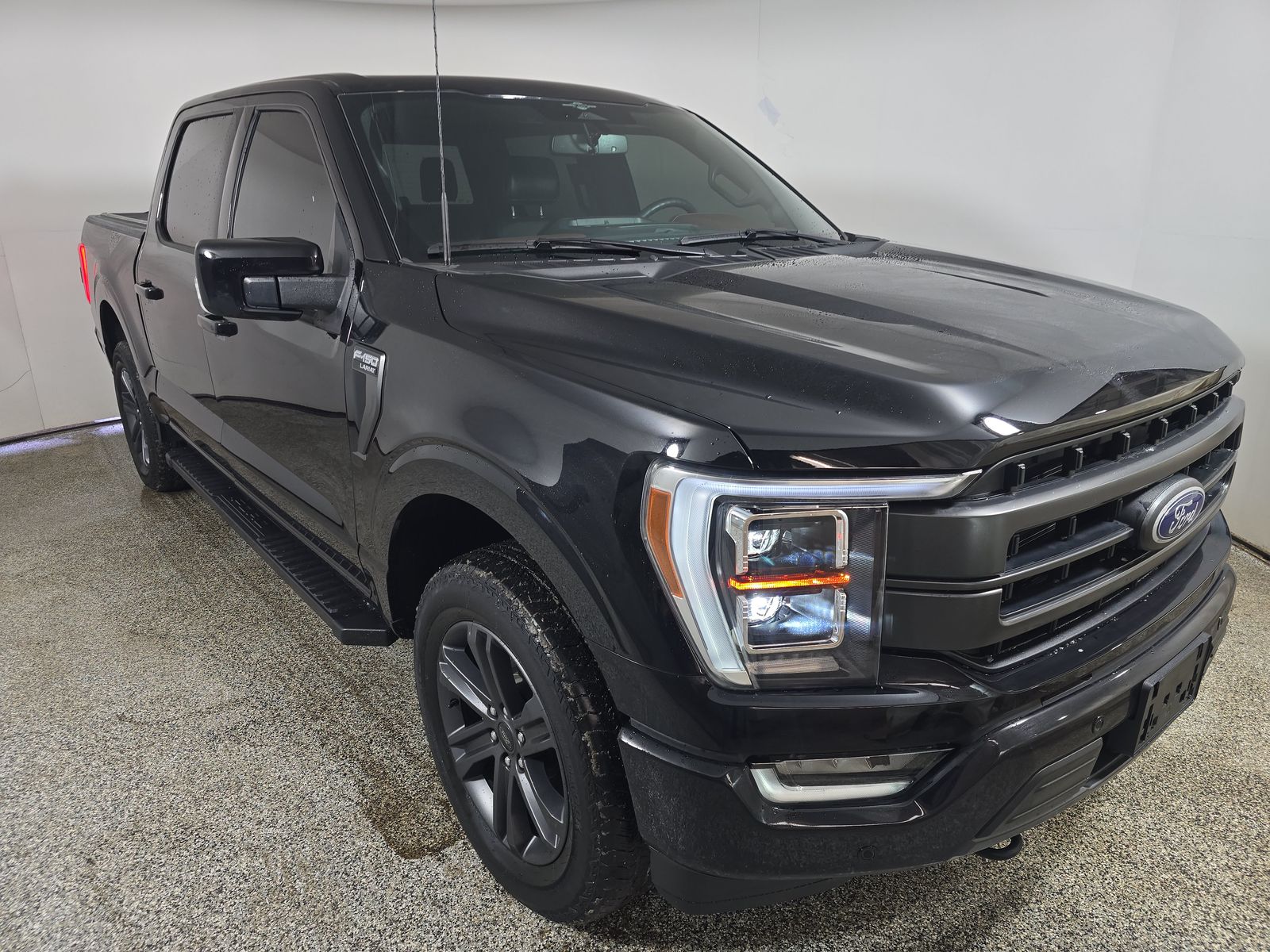 2023 Ford F-150 Lariat AWD
