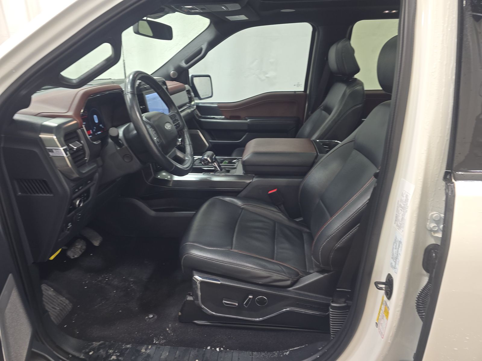 2023 Ford F-150 Lariat AWD