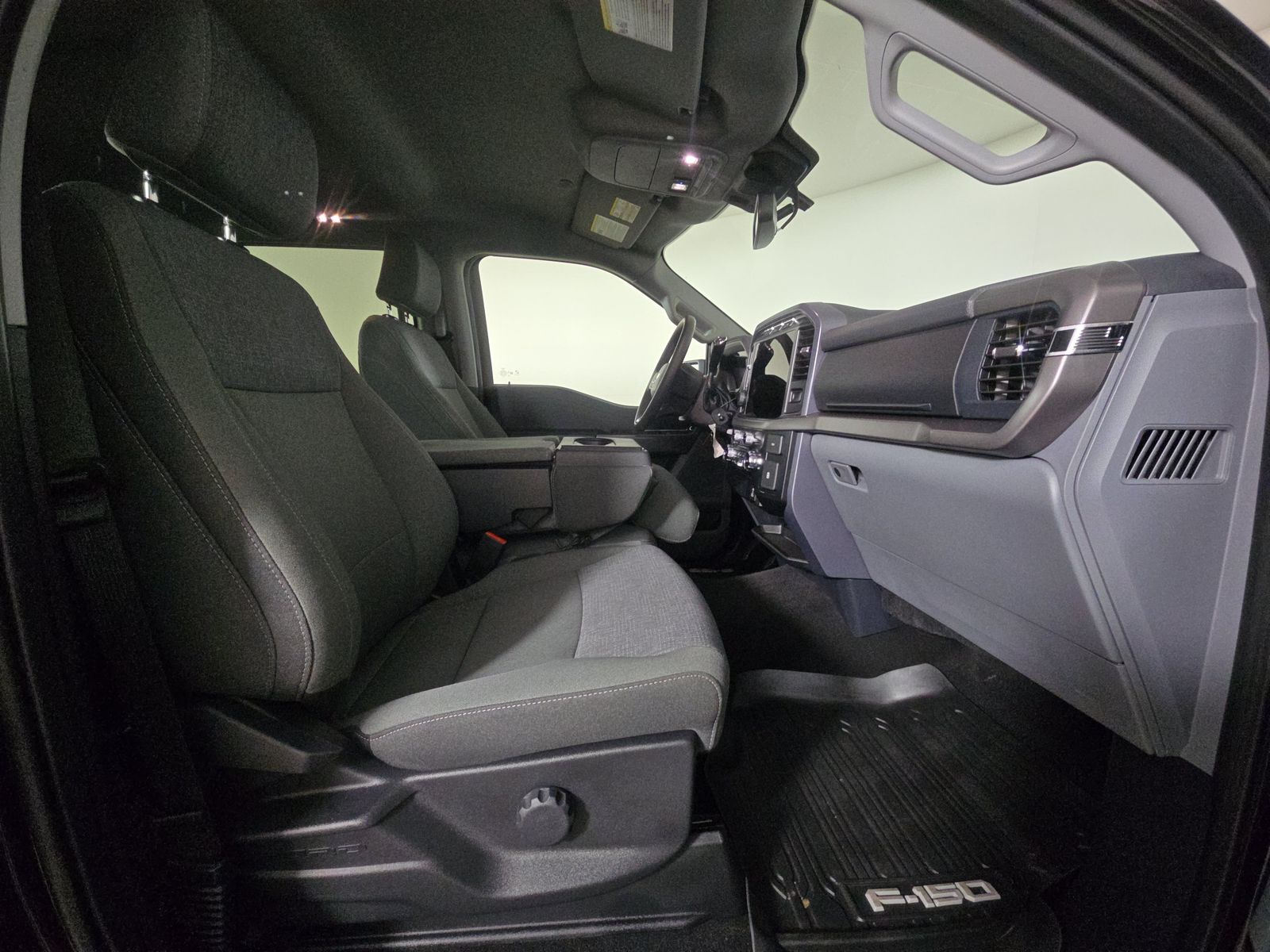 2024 Ford F-150 XLT AWD