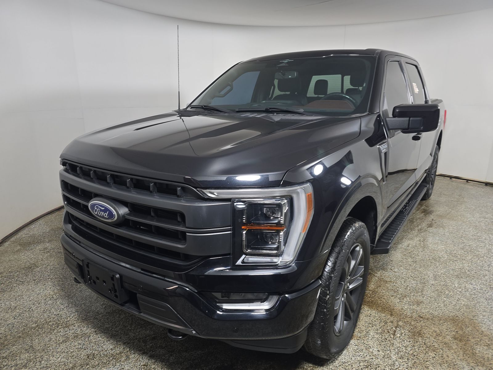 2023 Ford F-150 Lariat AWD