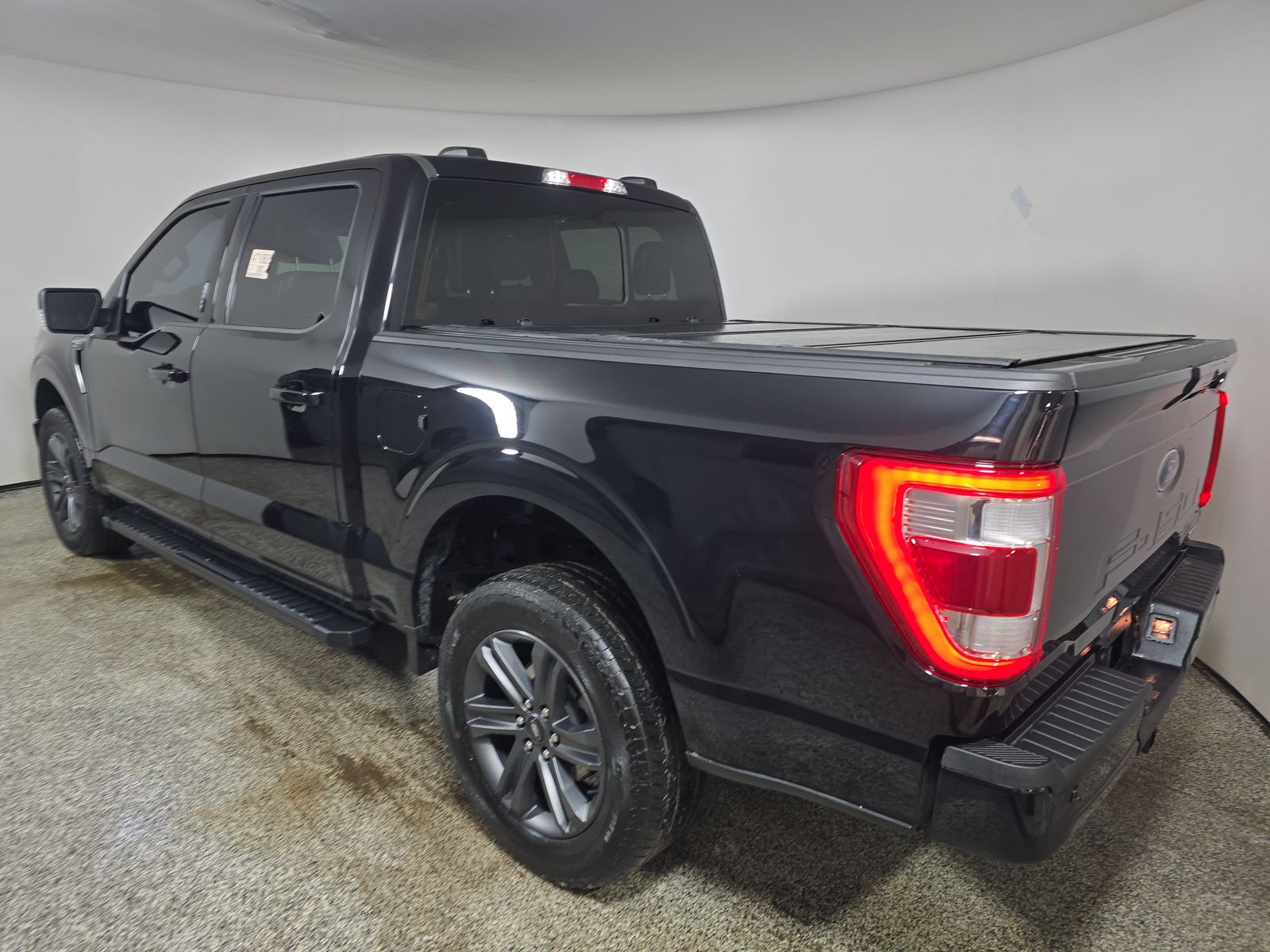 2023 Ford F-150 Lariat AWD