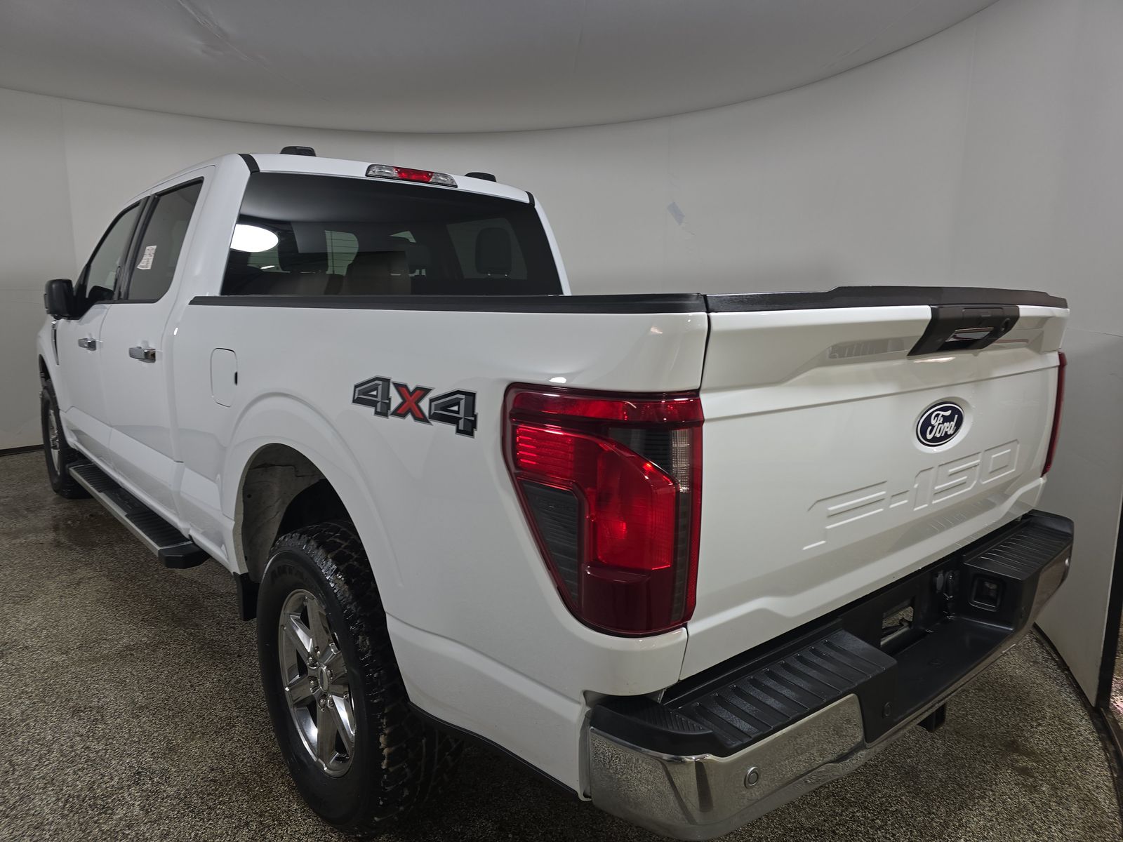 2024 Ford F-150 XLT AWD