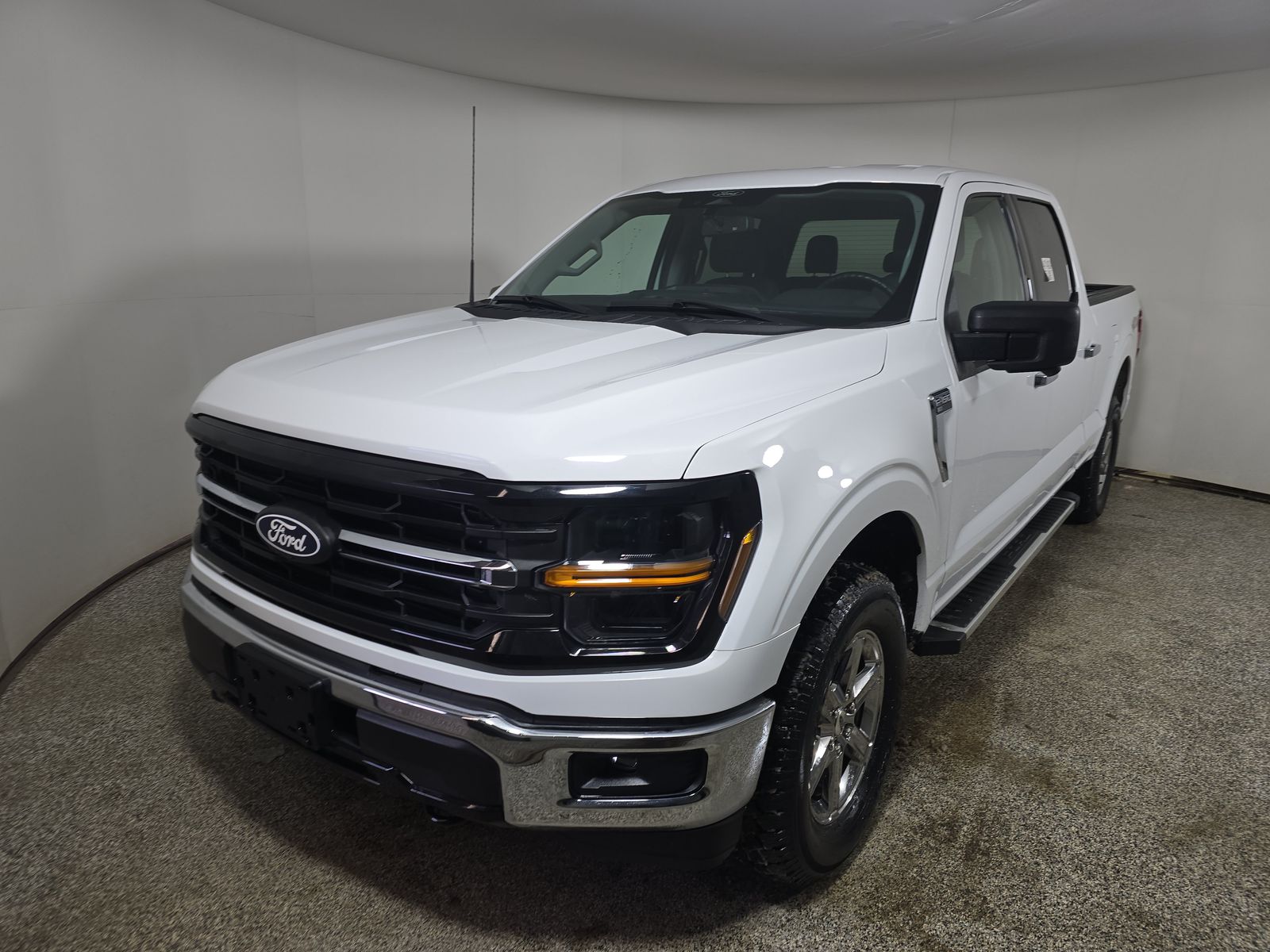 2024 Ford F-150 XLT AWD