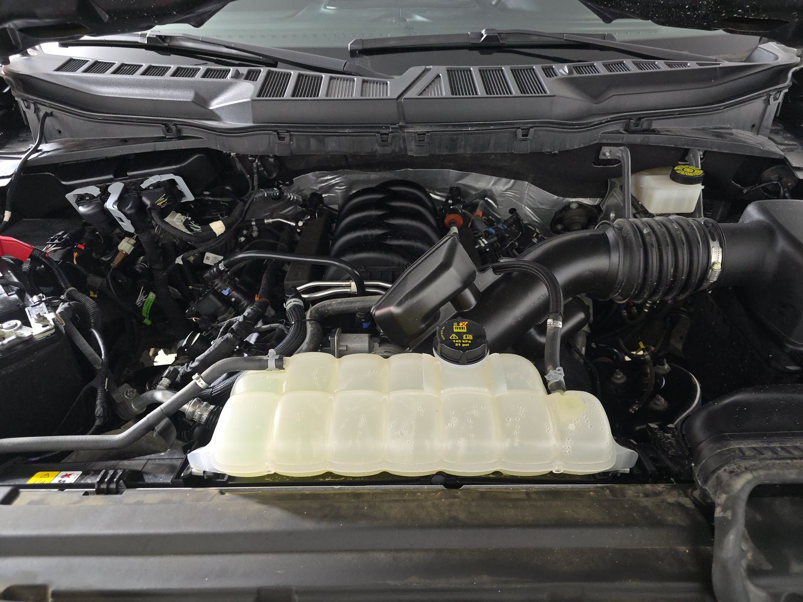 2024 Ford F-150 XLT AWD