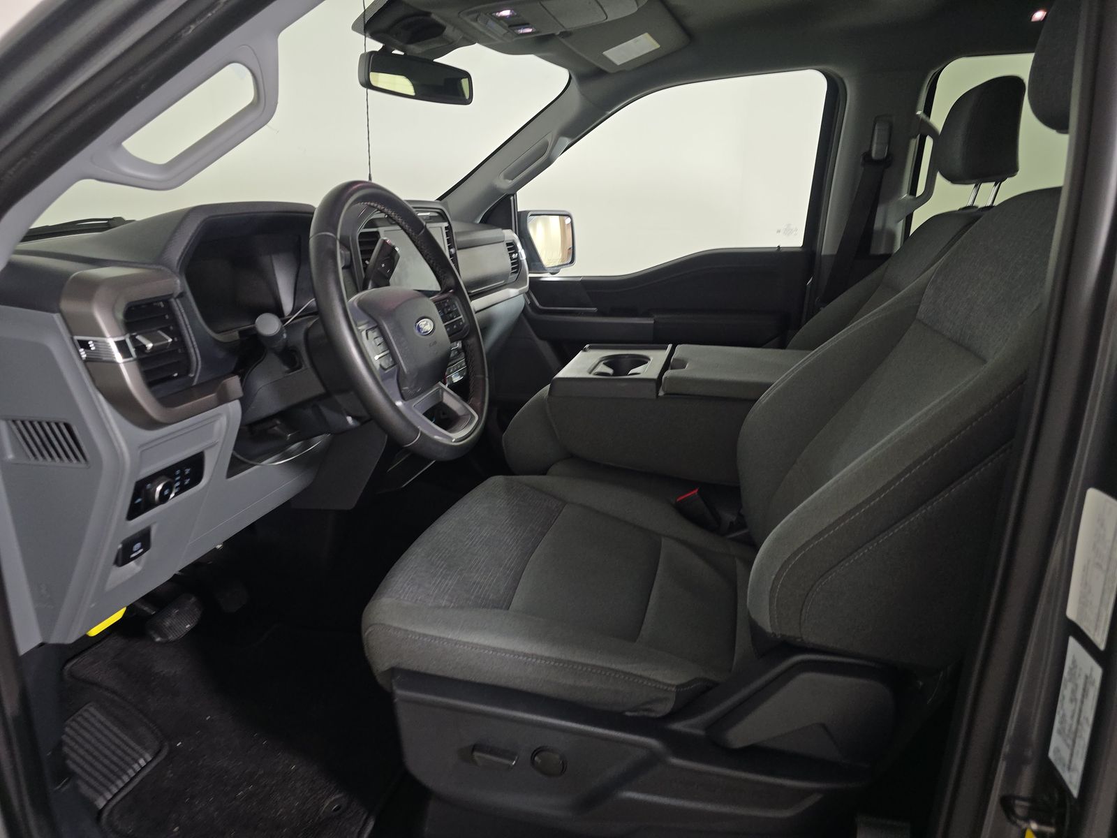 2024 Ford F-150 XLT AWD