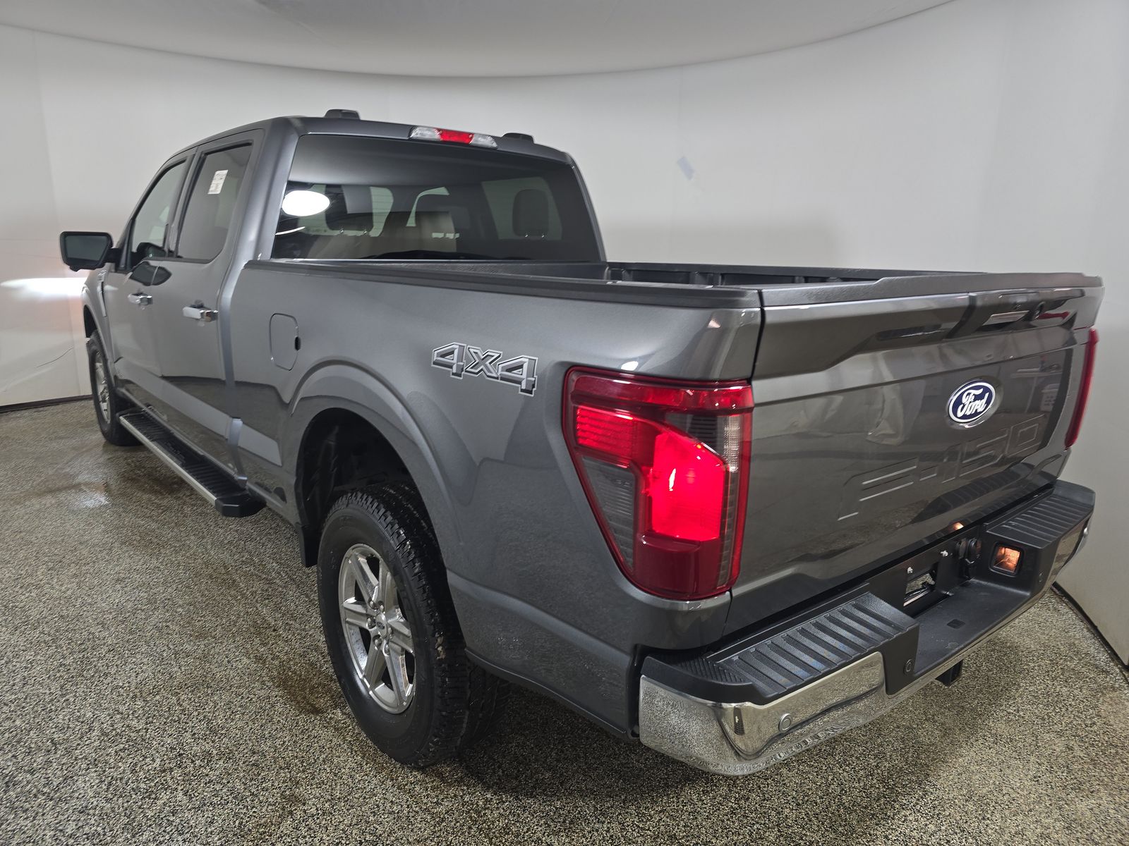 2024 Ford F-150 XLT AWD