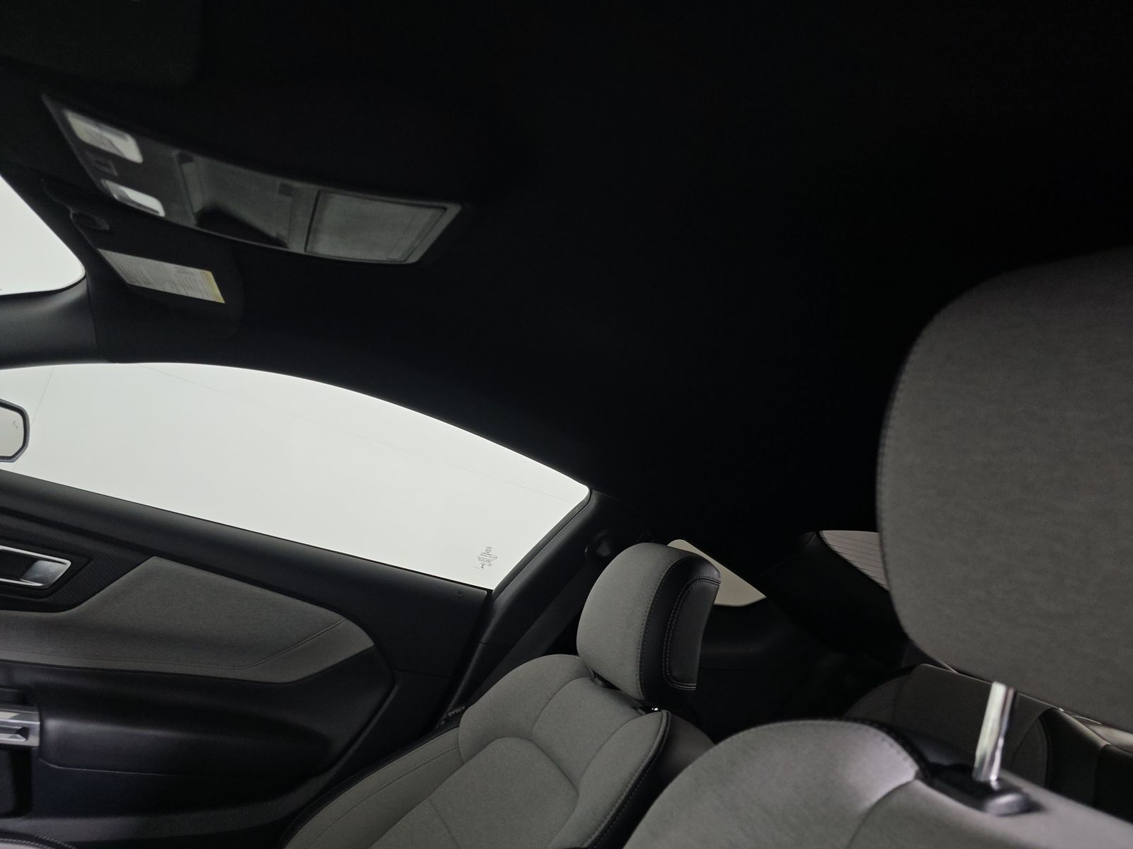 2024 Ford Mustang EcoBoost RWD