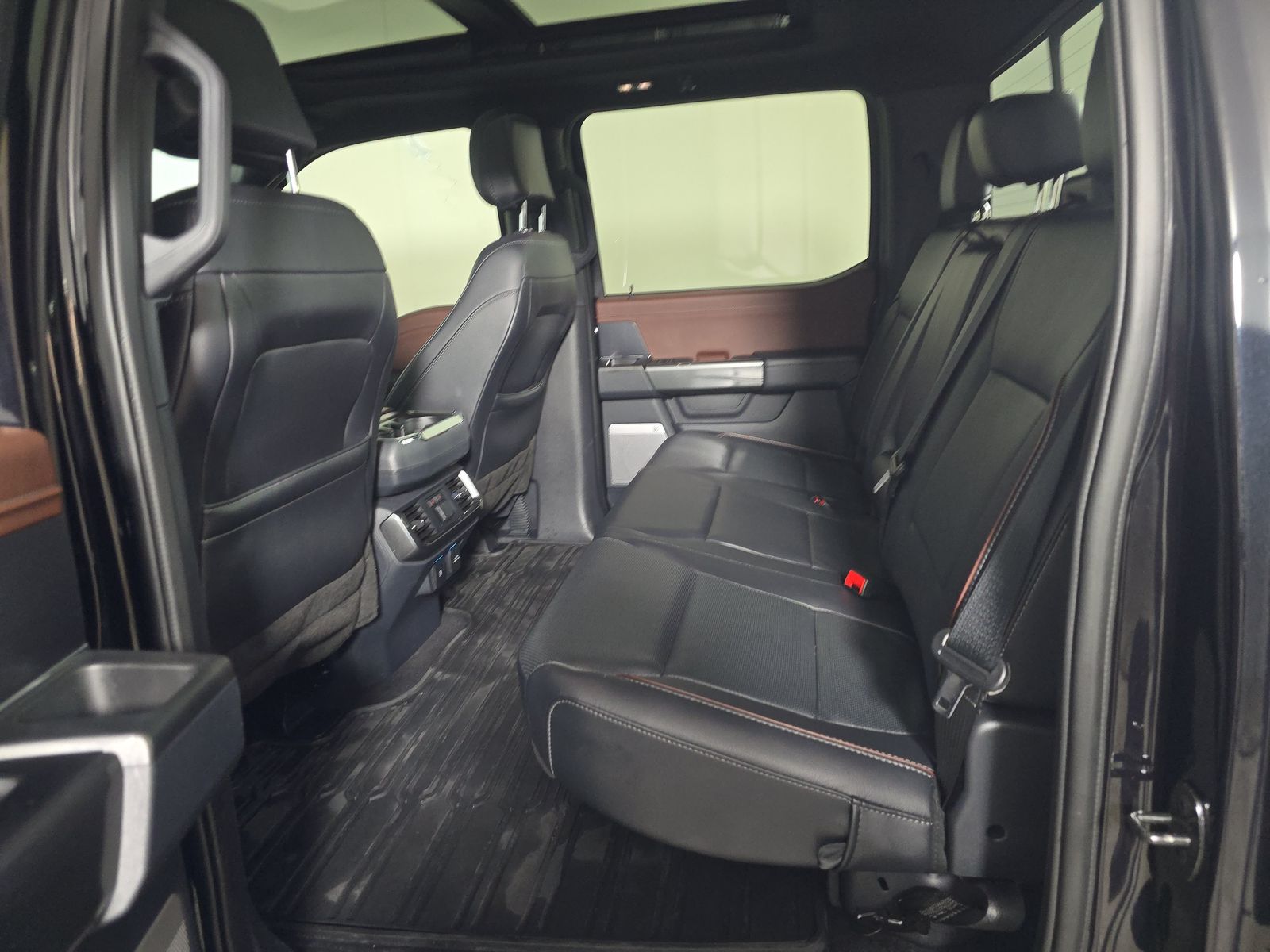 2023 Ford F-150 Lariat AWD