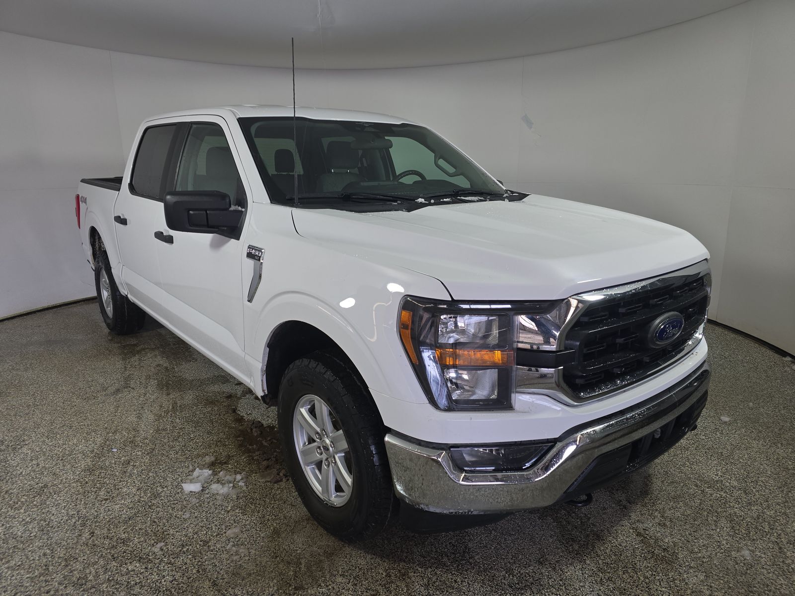2023 Ford F-150 XLT AWD