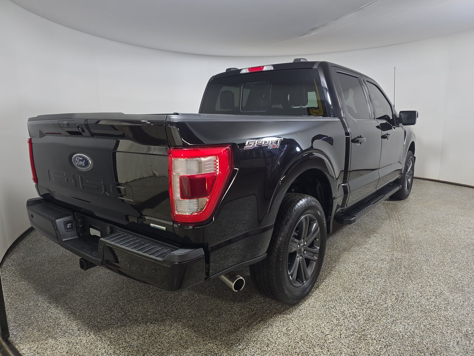 2023 Ford F-150 Lariat AWD